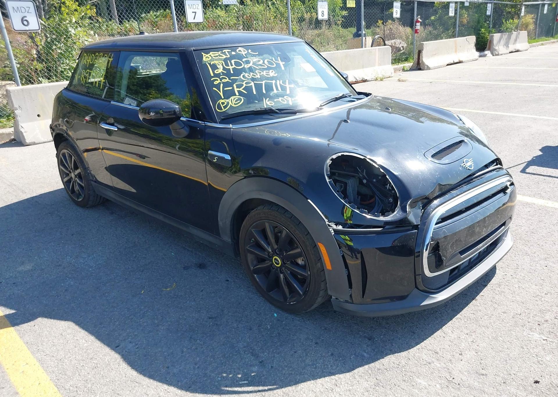2022 MINI COOPER SE