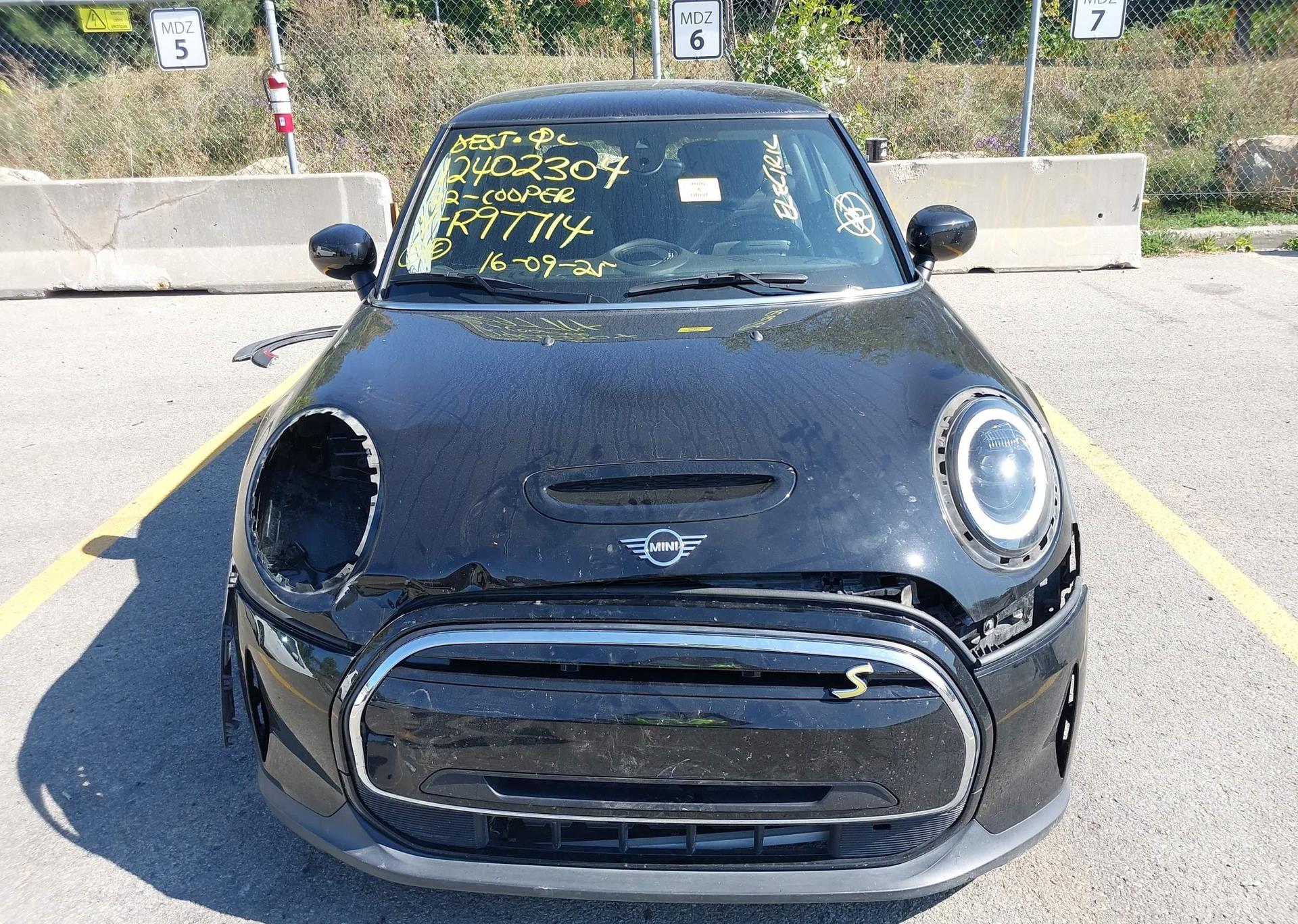 2022 MINI COOPER SE