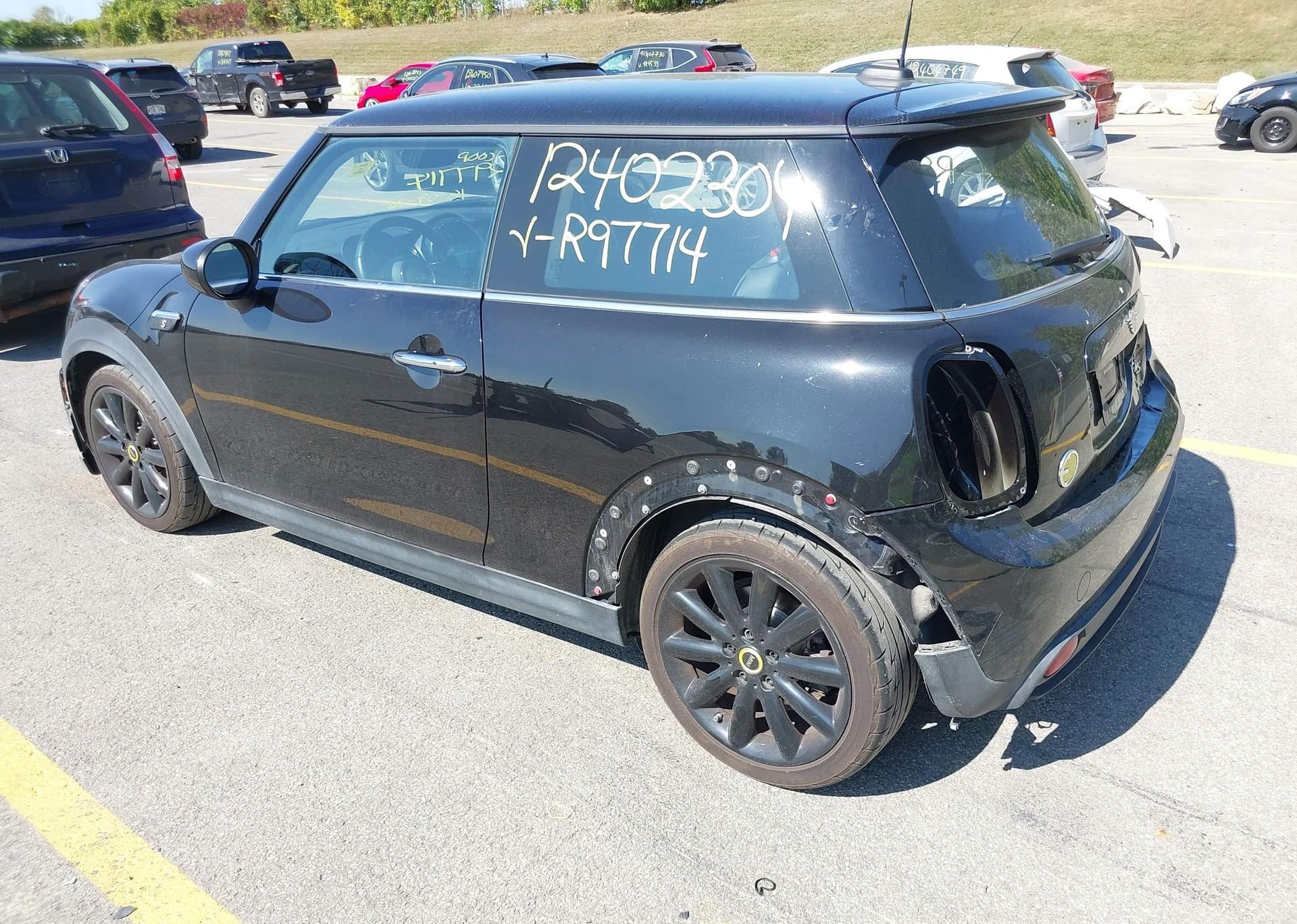 2022 MINI COOPER SE