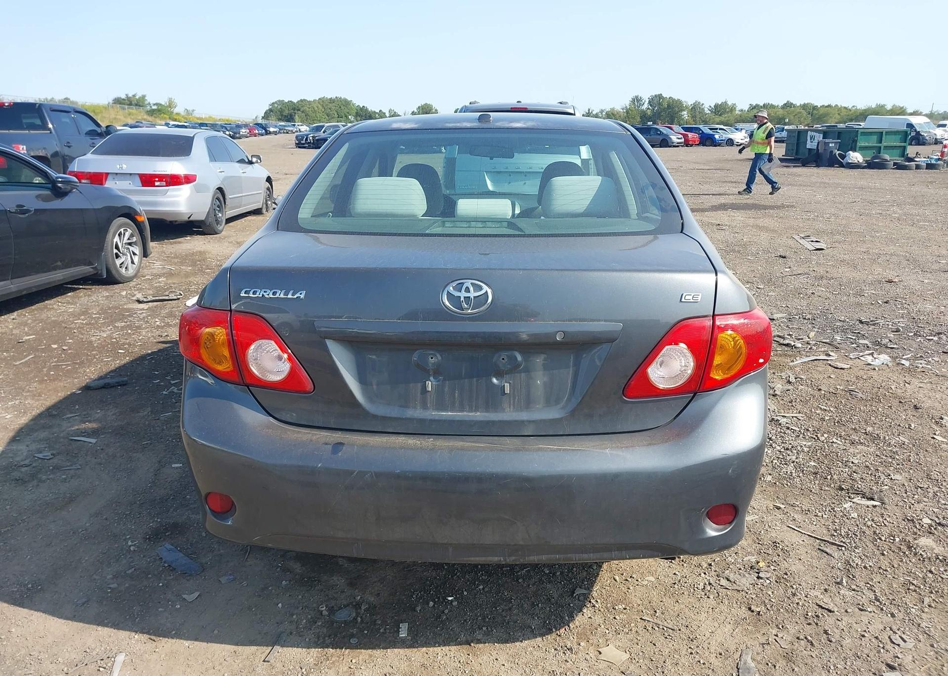 2010 TOYOTA COROLLA CE