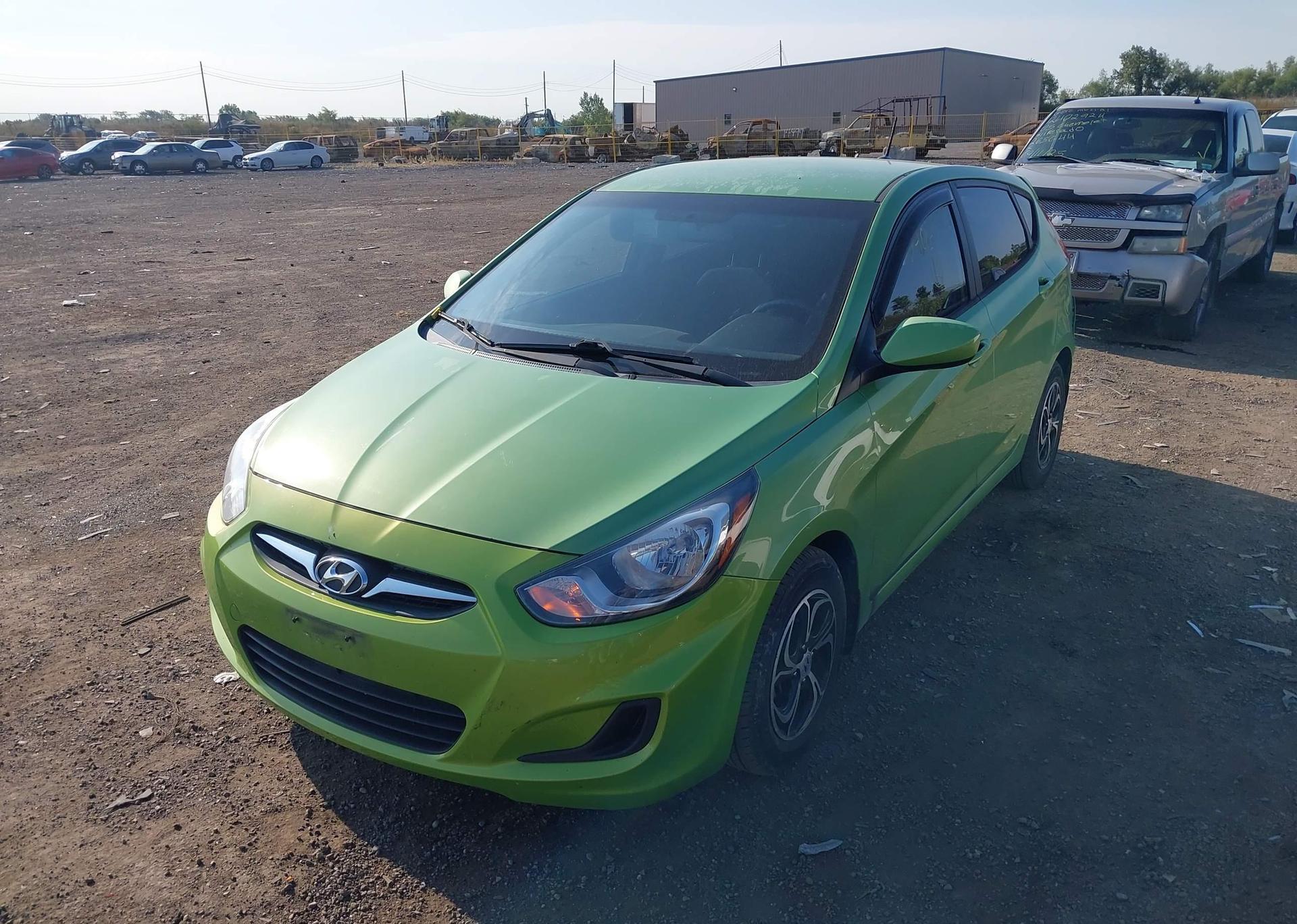 2013 HYUNDAI ACCENT GL