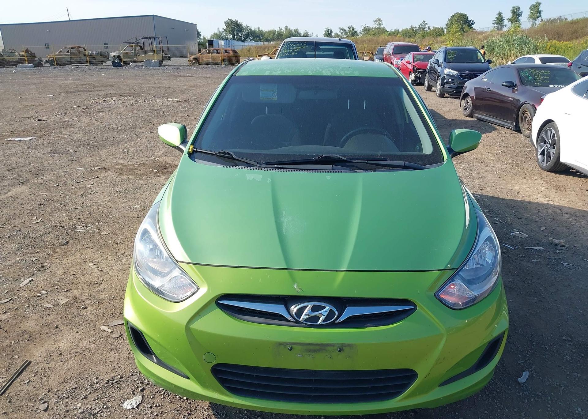 2013 HYUNDAI ACCENT GL