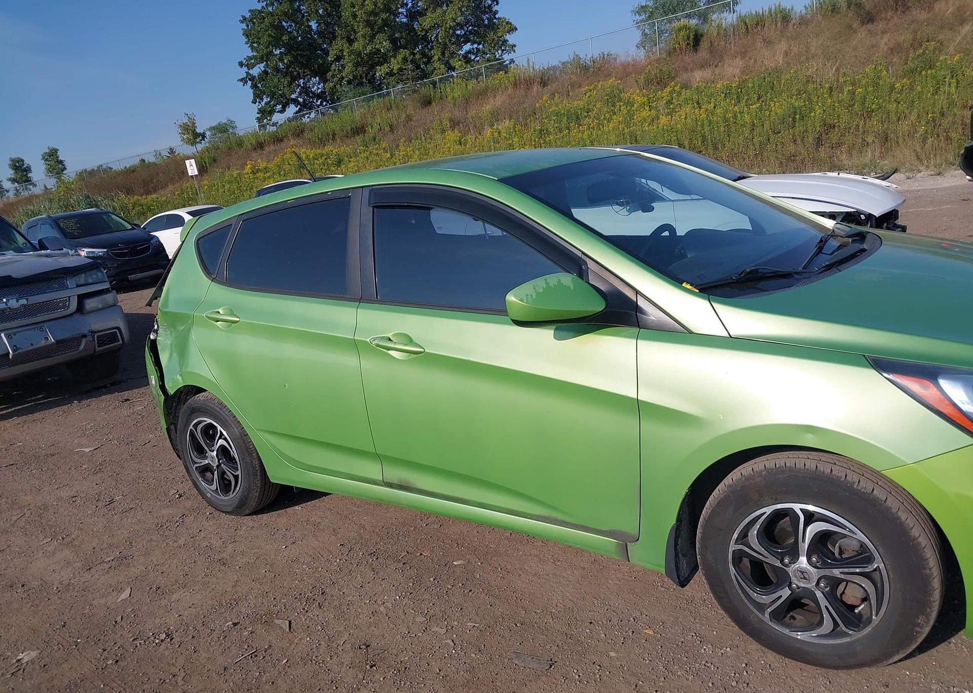 2013 HYUNDAI ACCENT GL