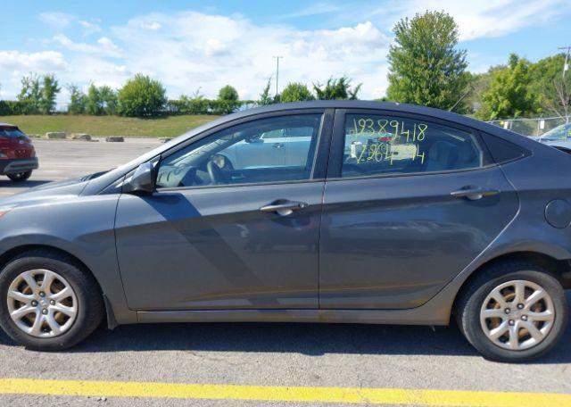 2012 HYUNDAI ACCENT GL