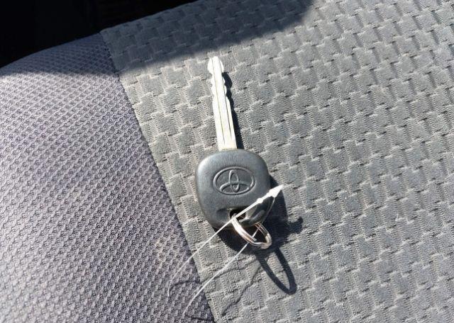 2006 TOYOTA MATRIX XR