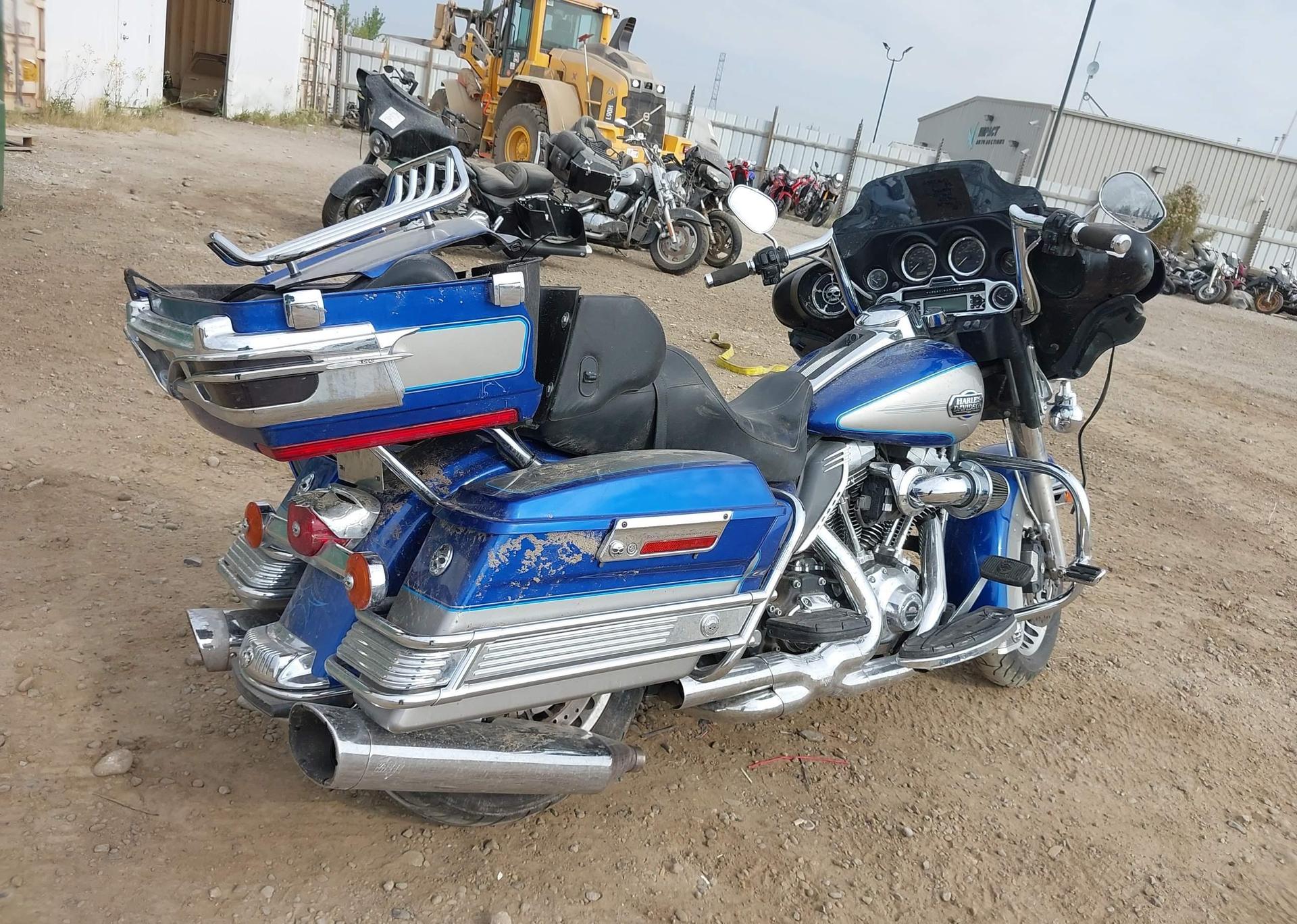 2009 HARLEY-DAVIDSON FLHTCU