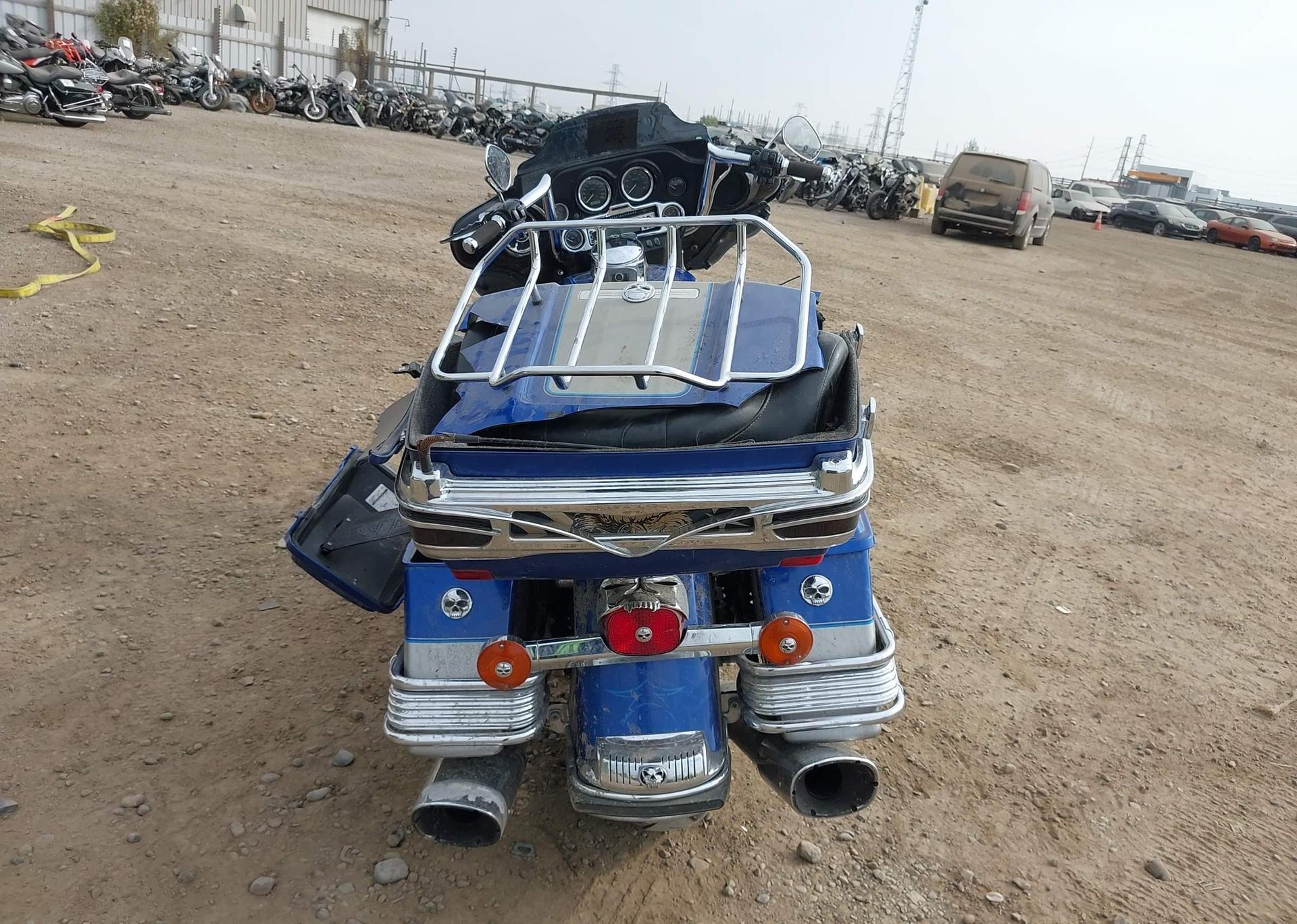 2009 HARLEY-DAVIDSON FLHTCU