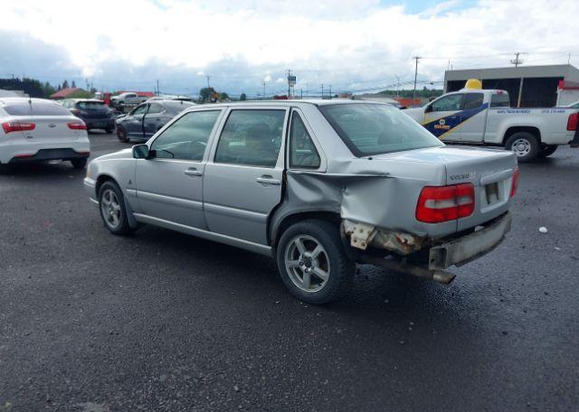 1999 VOLVO S70
