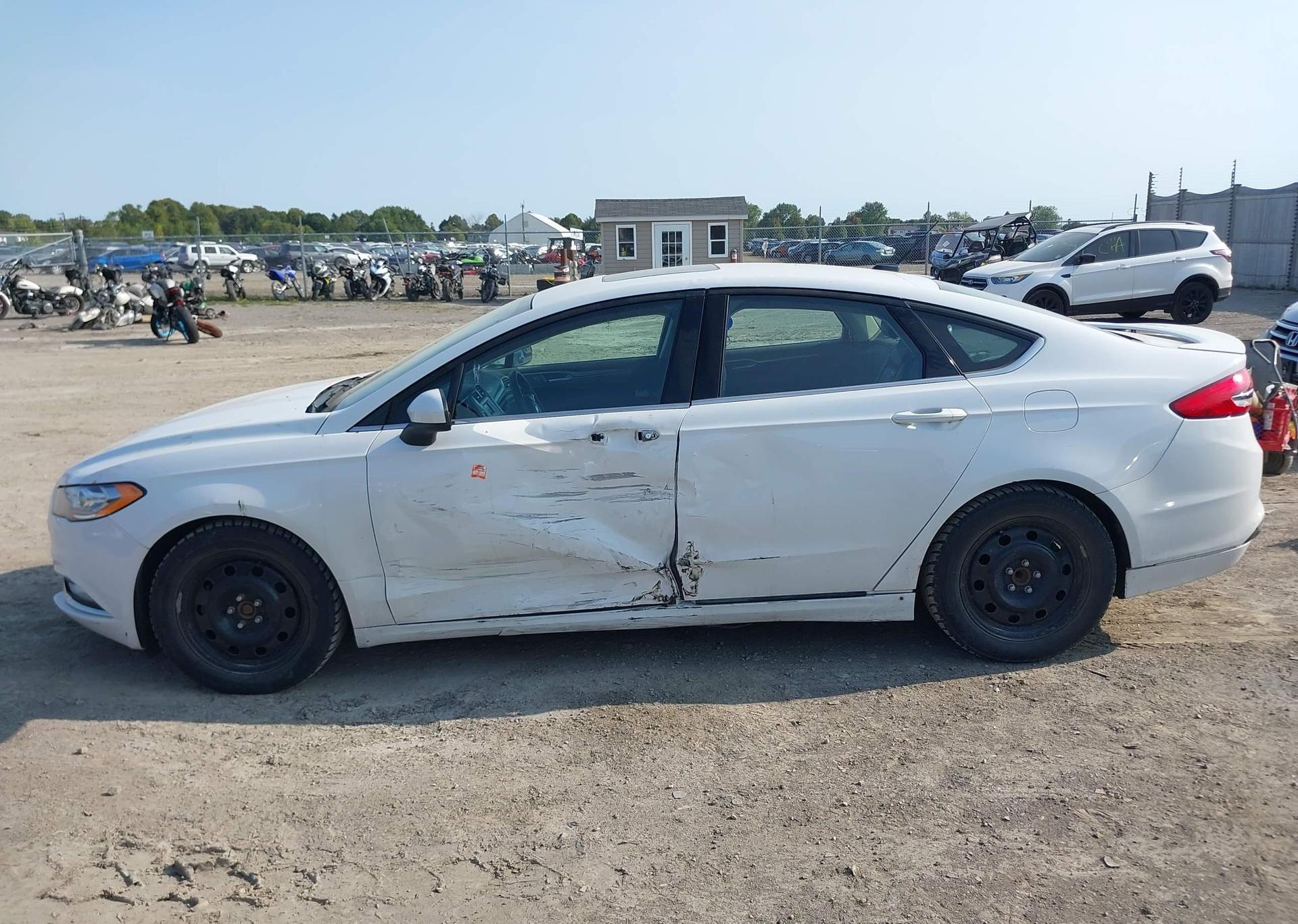 2017 FORD FUSION SE