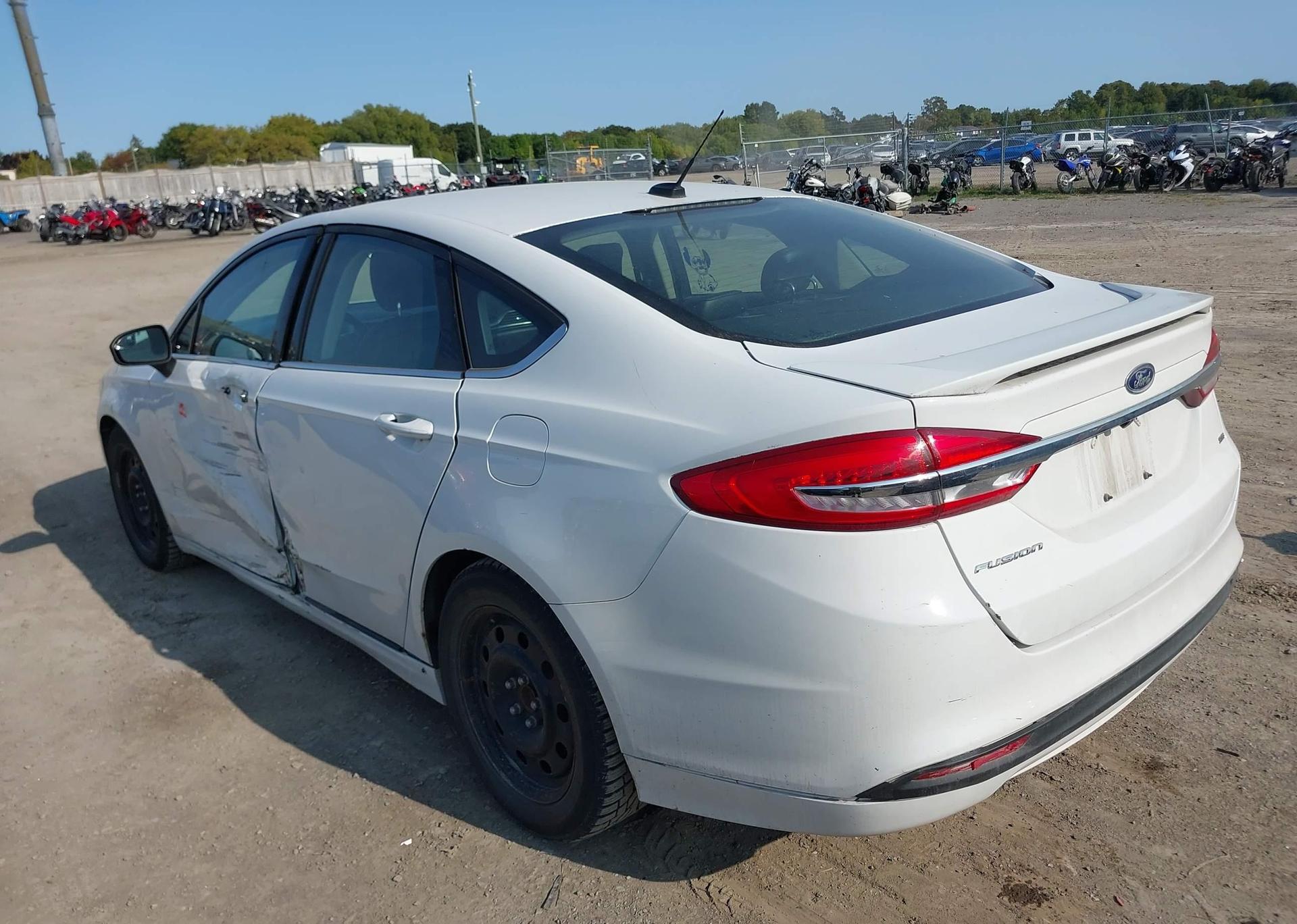 2017 FORD FUSION SE