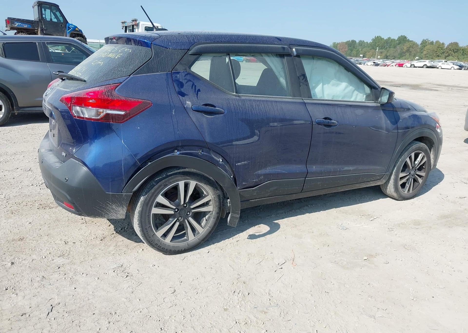 2020 NISSAN KICKS SV