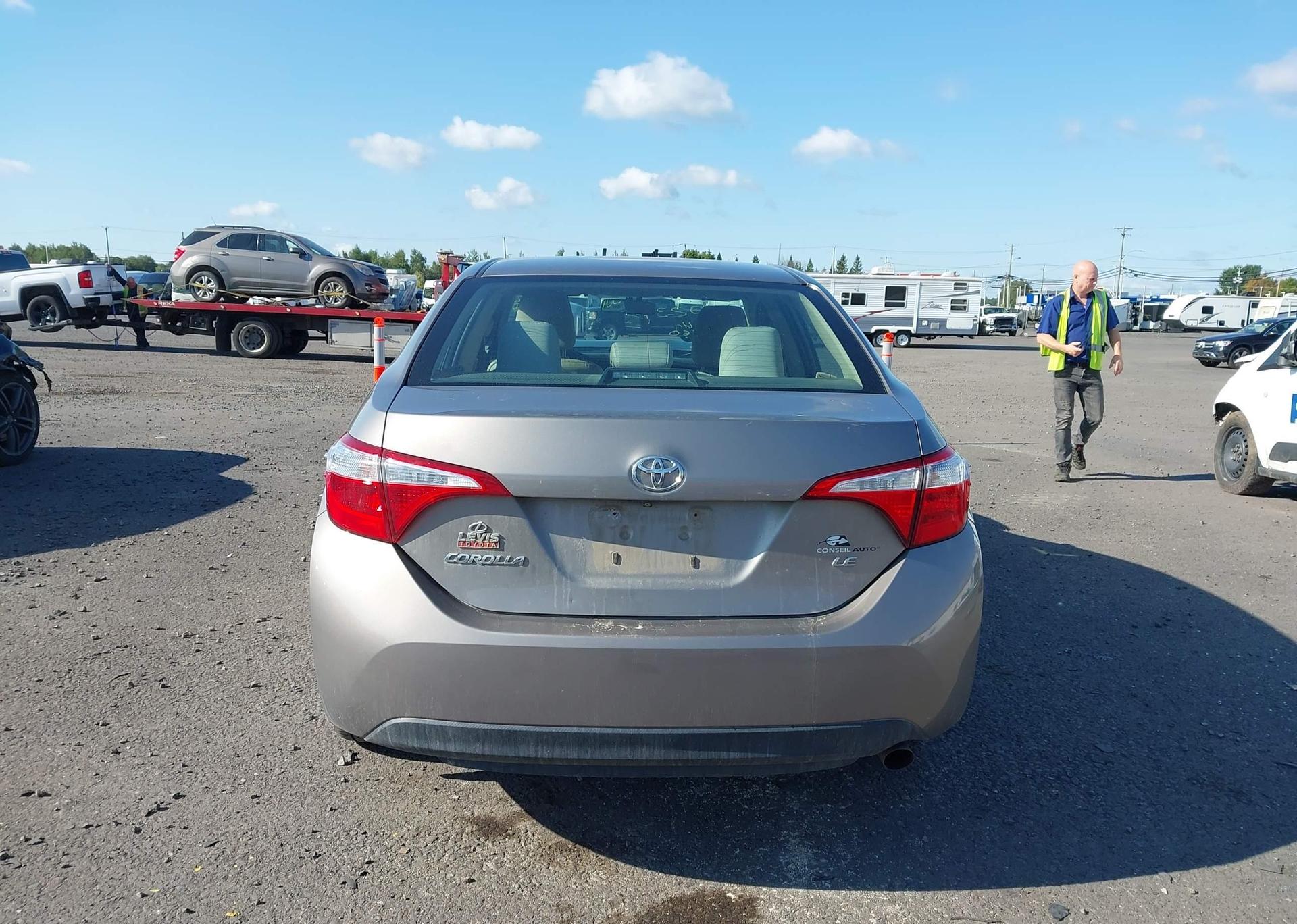 2016 TOYOTA COROLLA LE