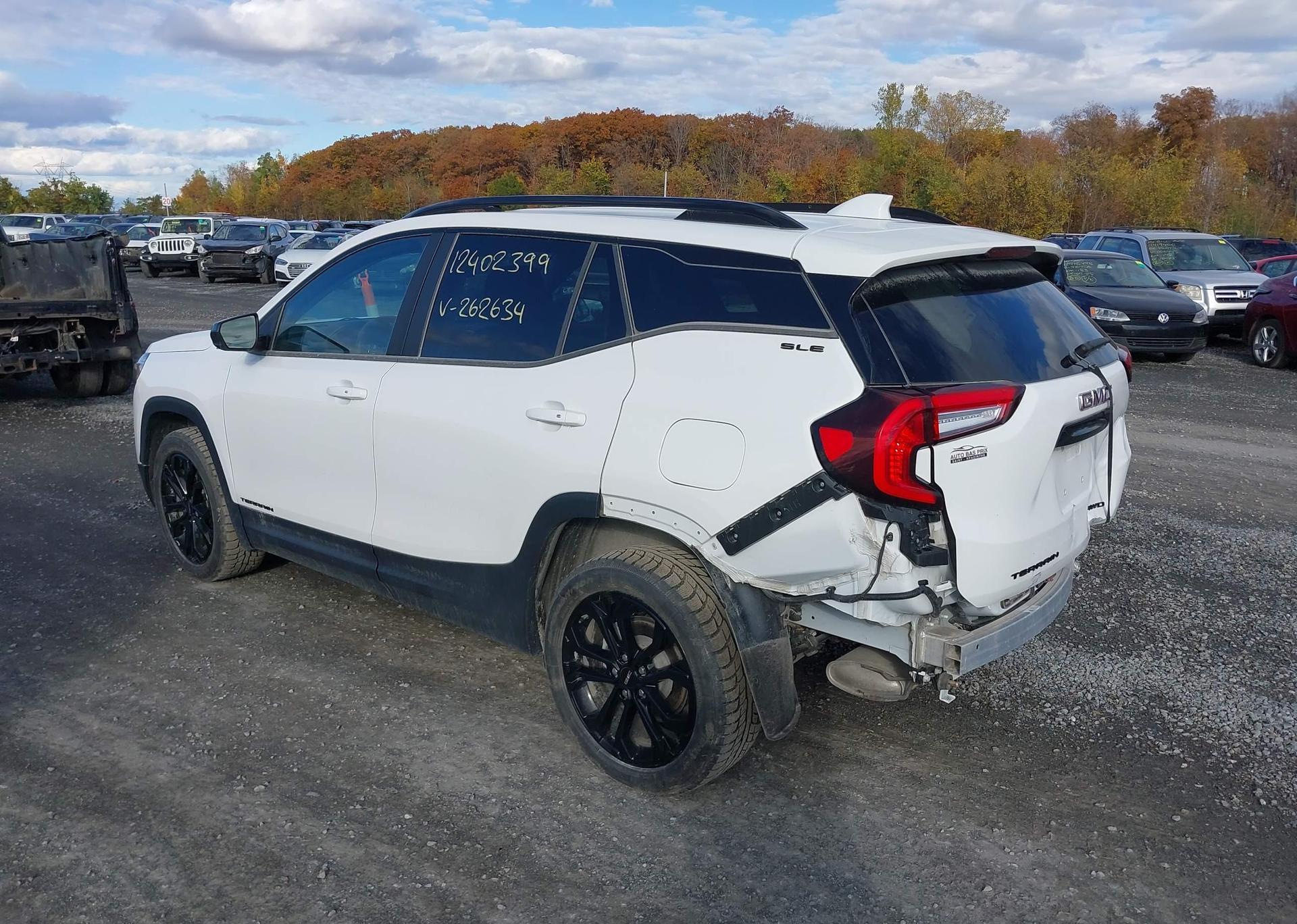 2022 GMC TERRAIN SLE