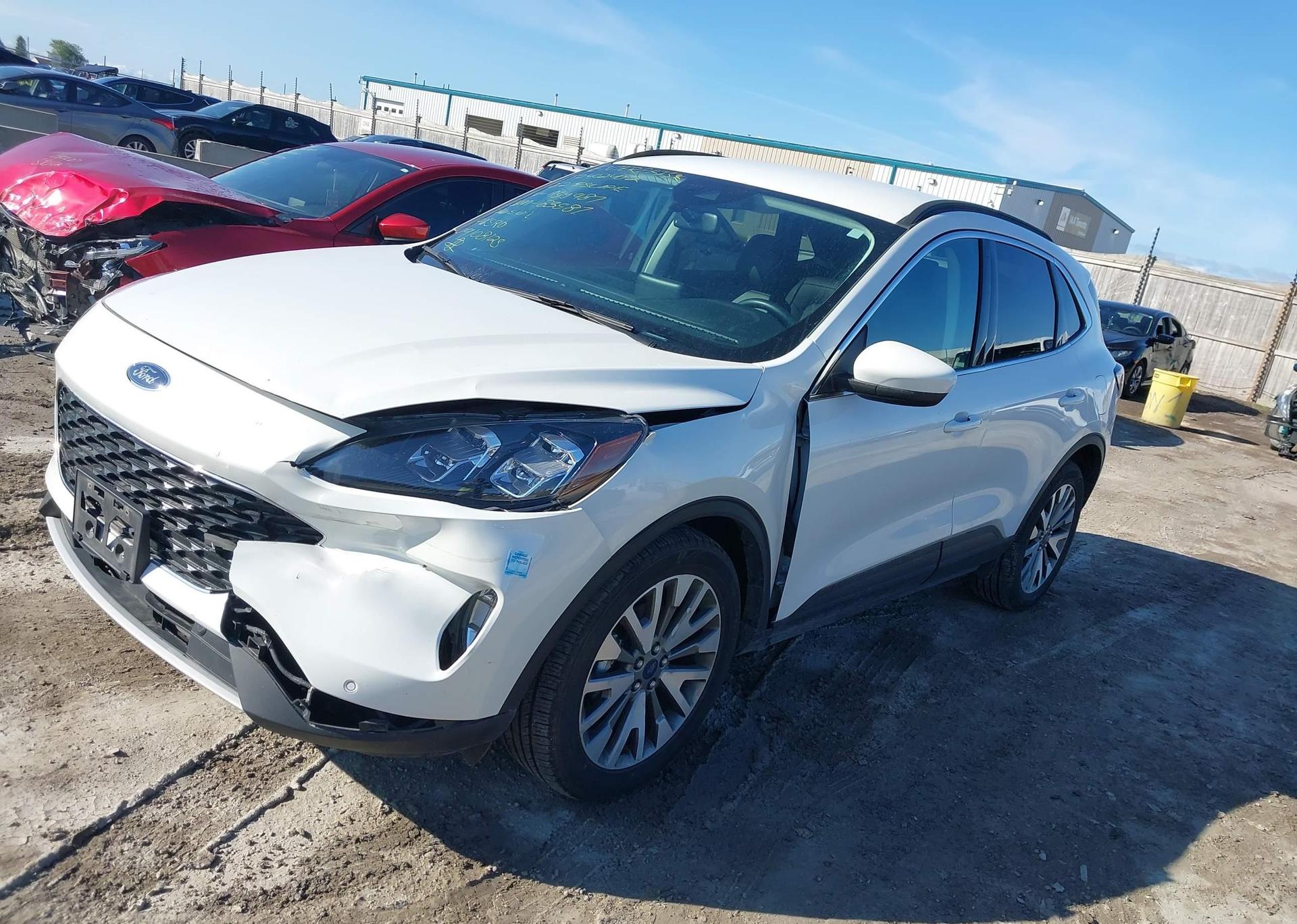 2022 FORD ESCAPE TITANIUM