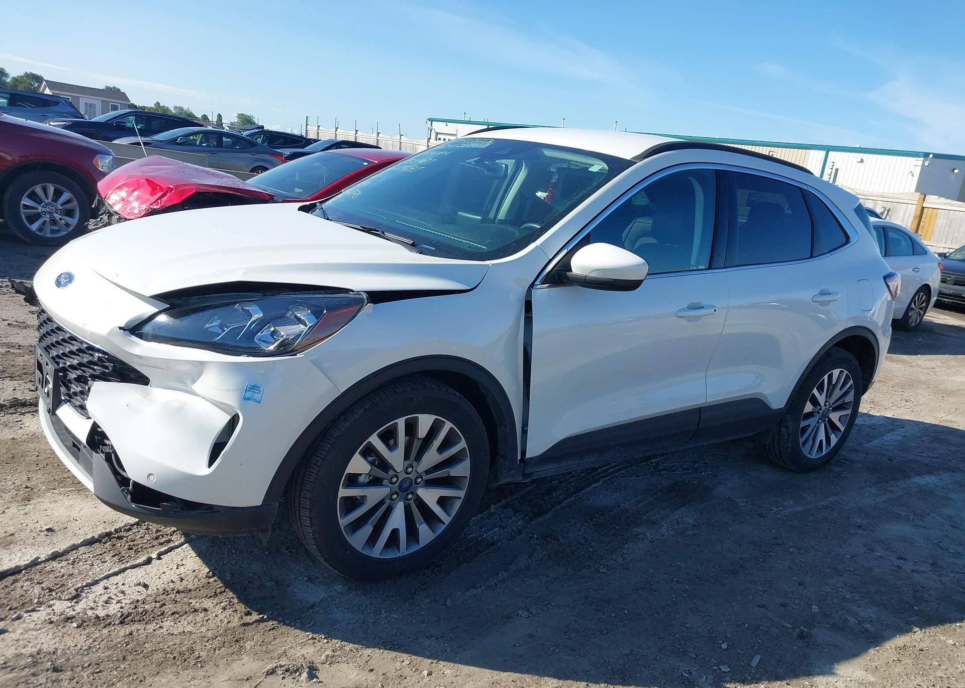 2022 FORD ESCAPE TITANIUM