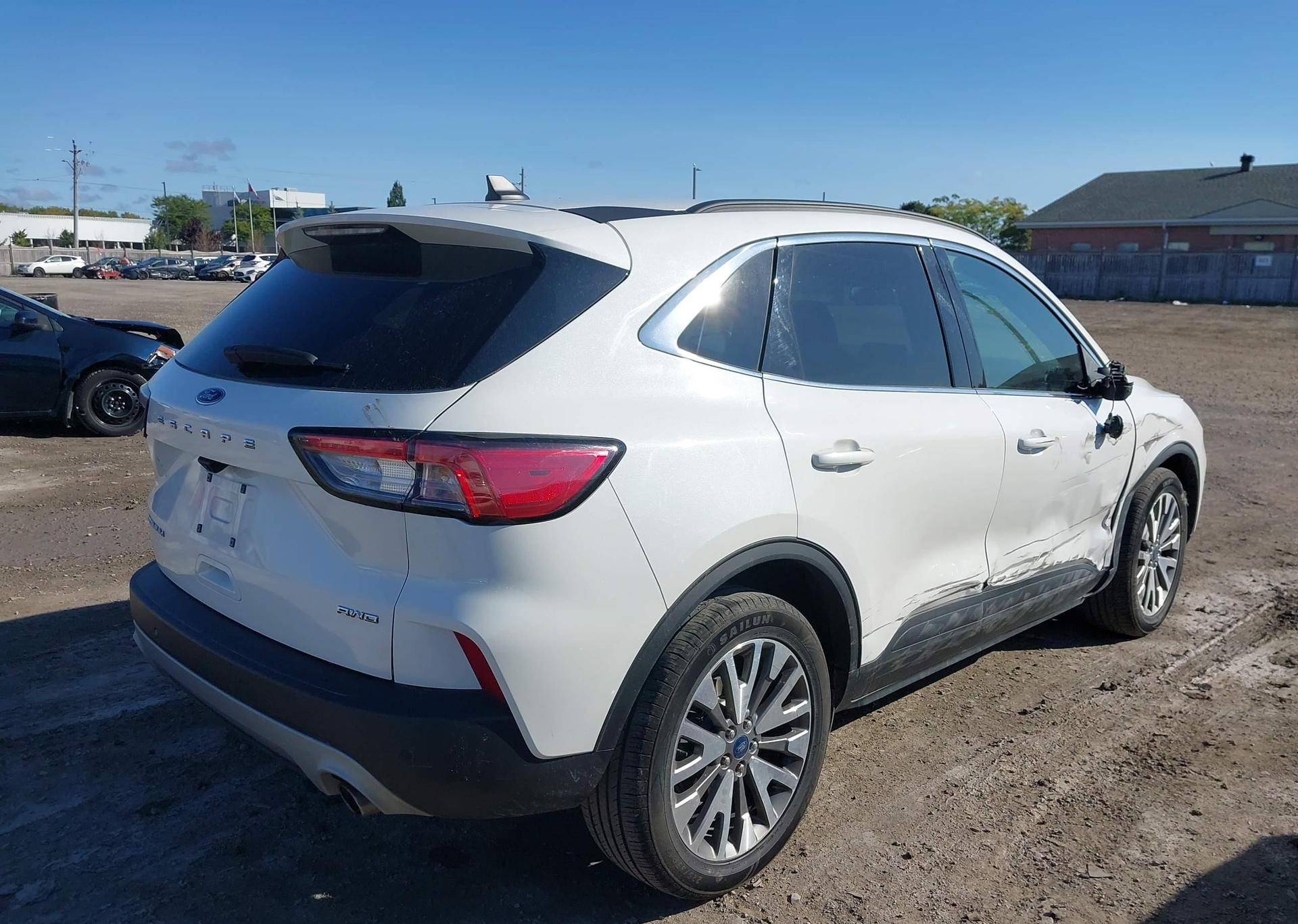 2022 FORD ESCAPE TITANIUM