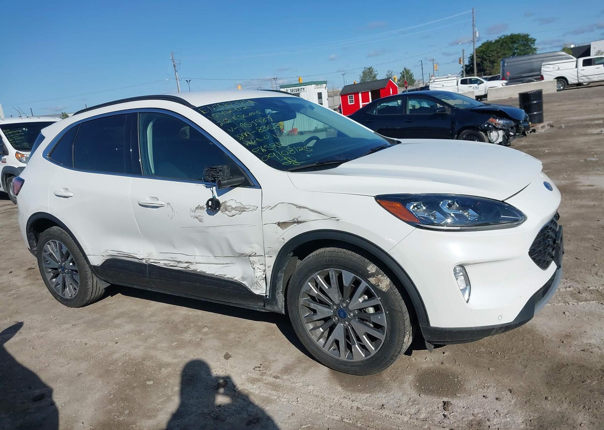 2022 FORD ESCAPE TITANIUM
