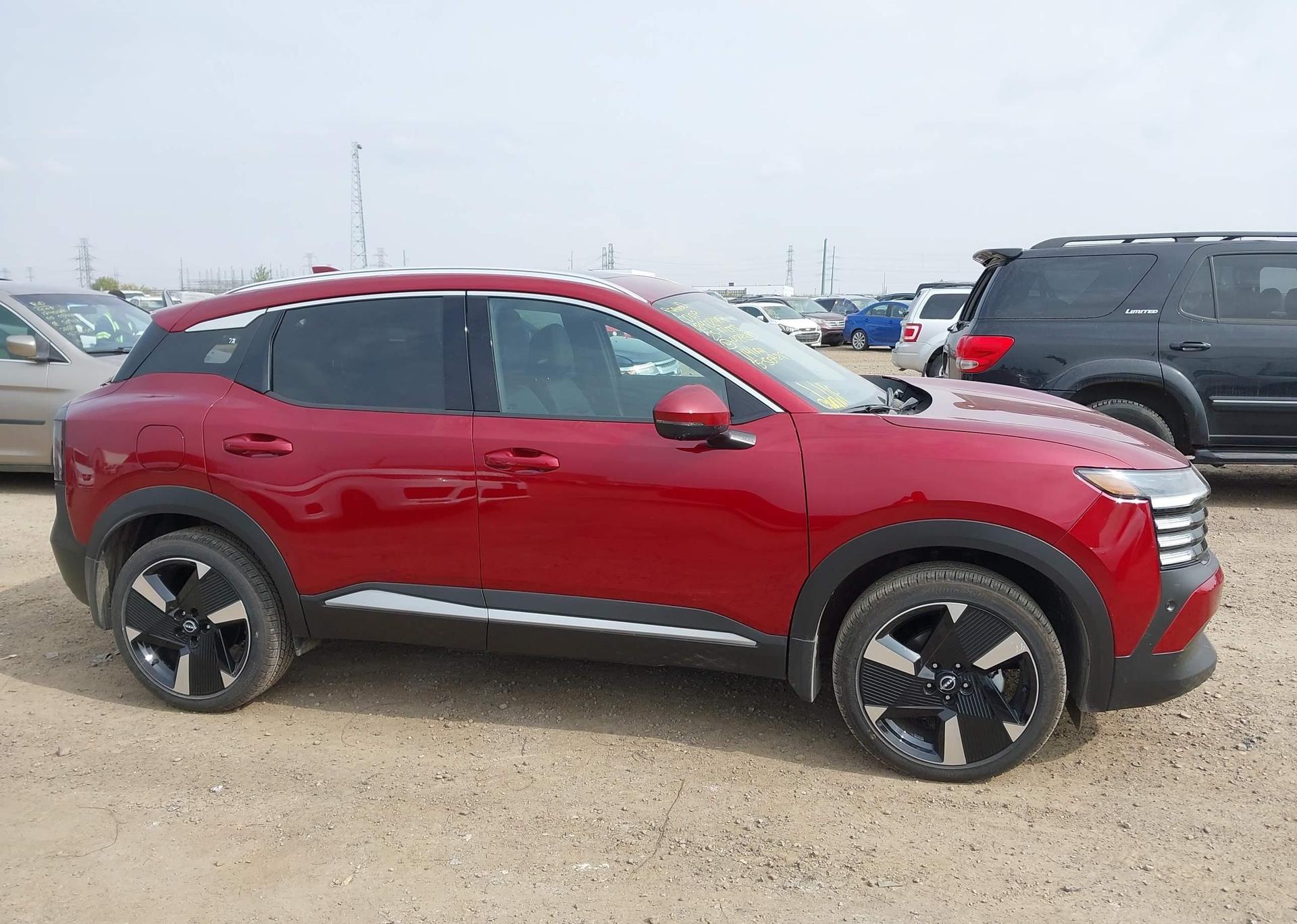 2025 NISSAN KICKS SR
