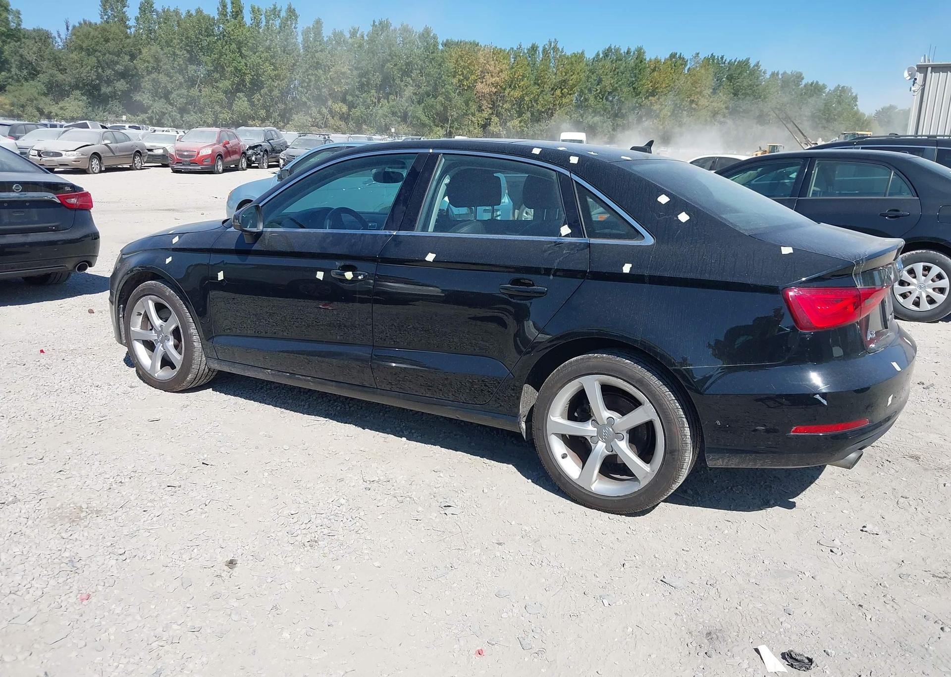 2015 AUDI A3 2.0T KOMFORT