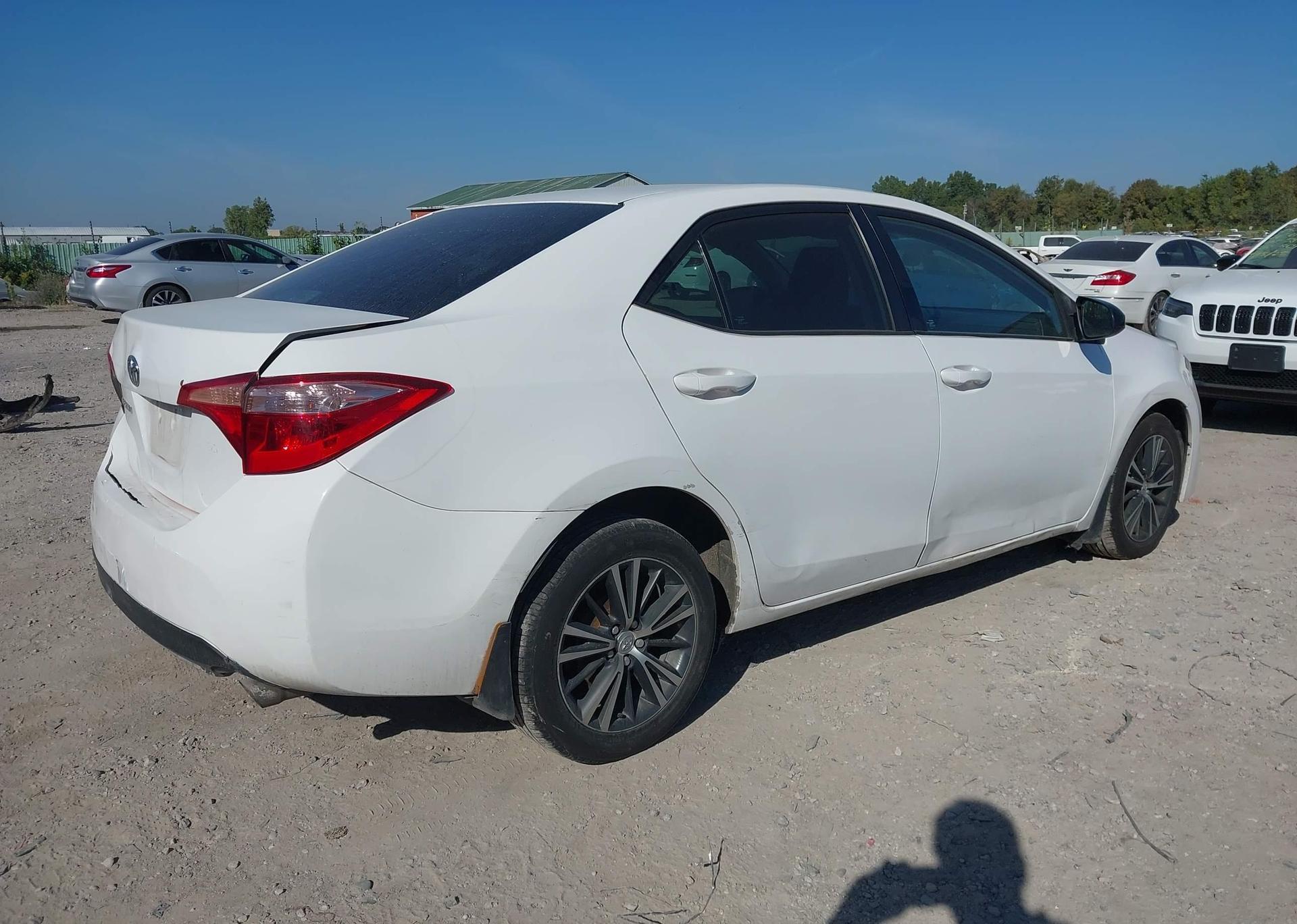 2017 TOYOTA COROLLA