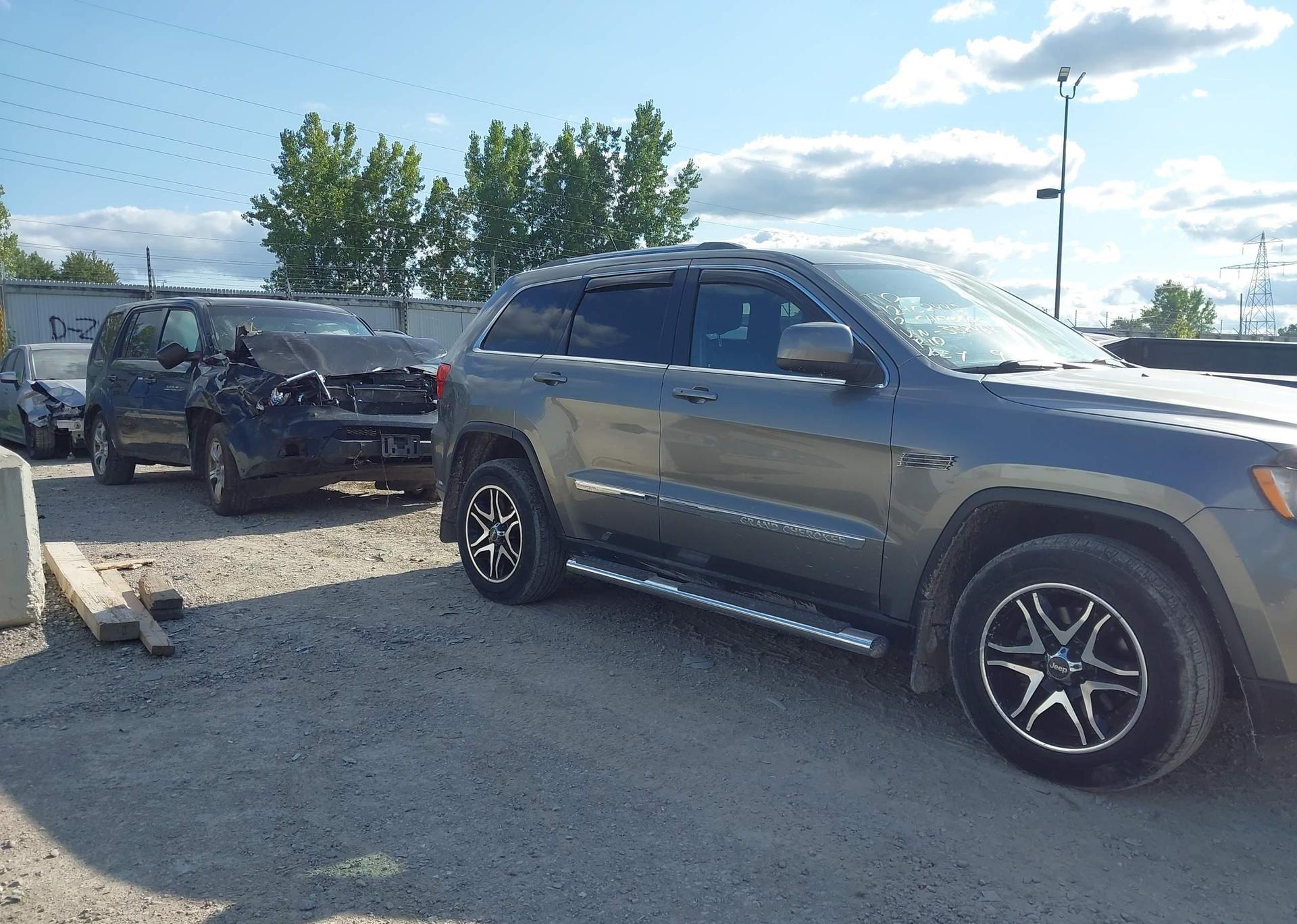 2012 JEEP GRAND CHEROKEE LAREDO