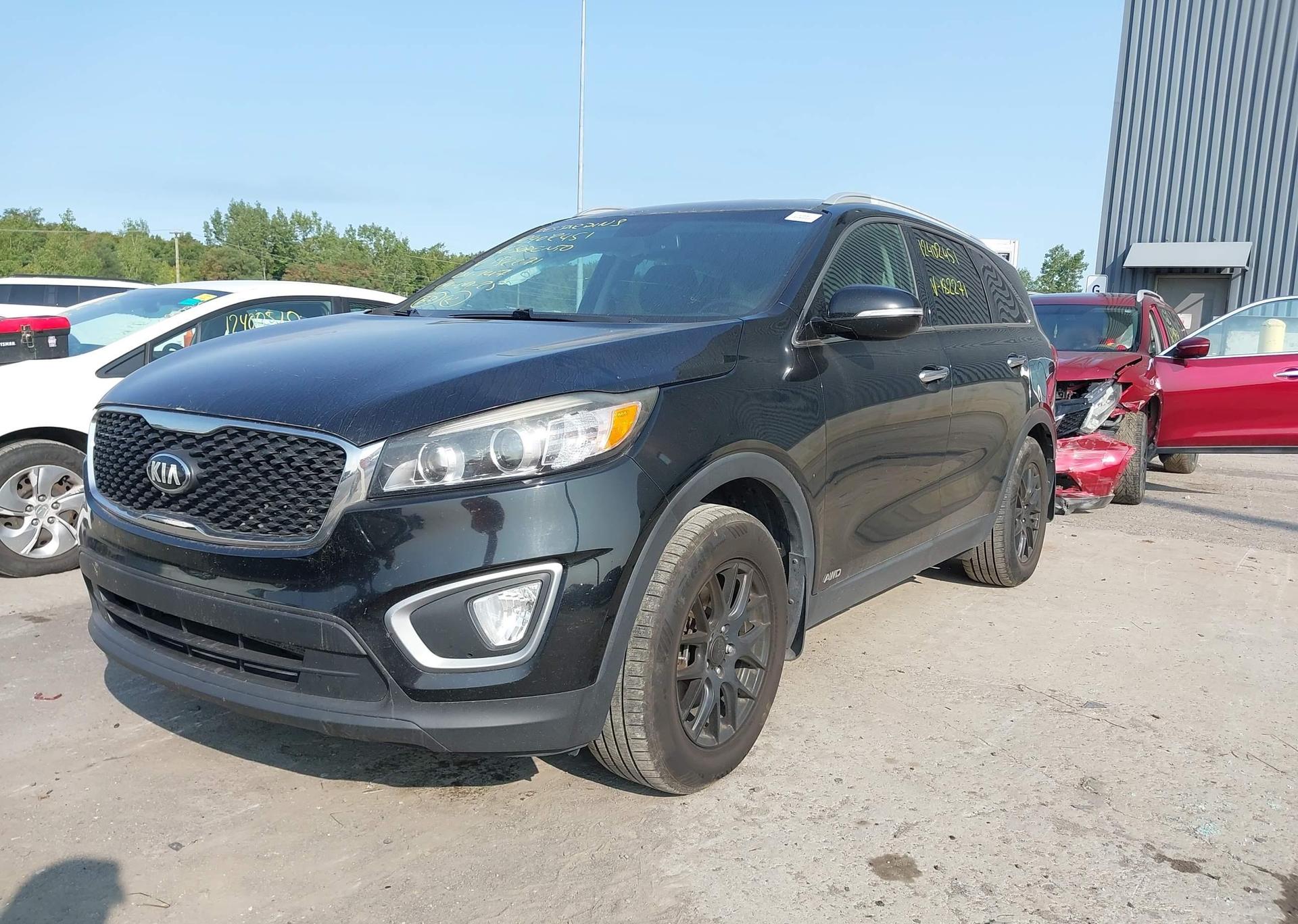 2016 KIA SORENTO LX