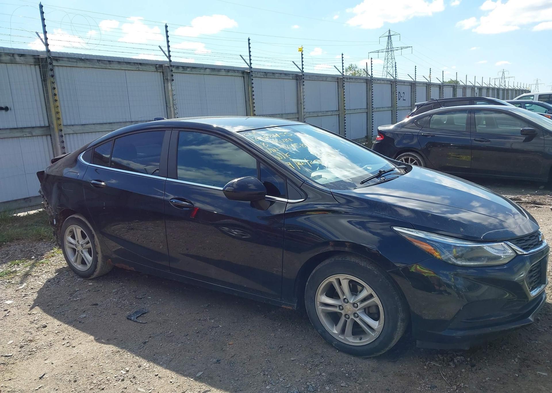 2018 CHEVROLET CRUZE LT