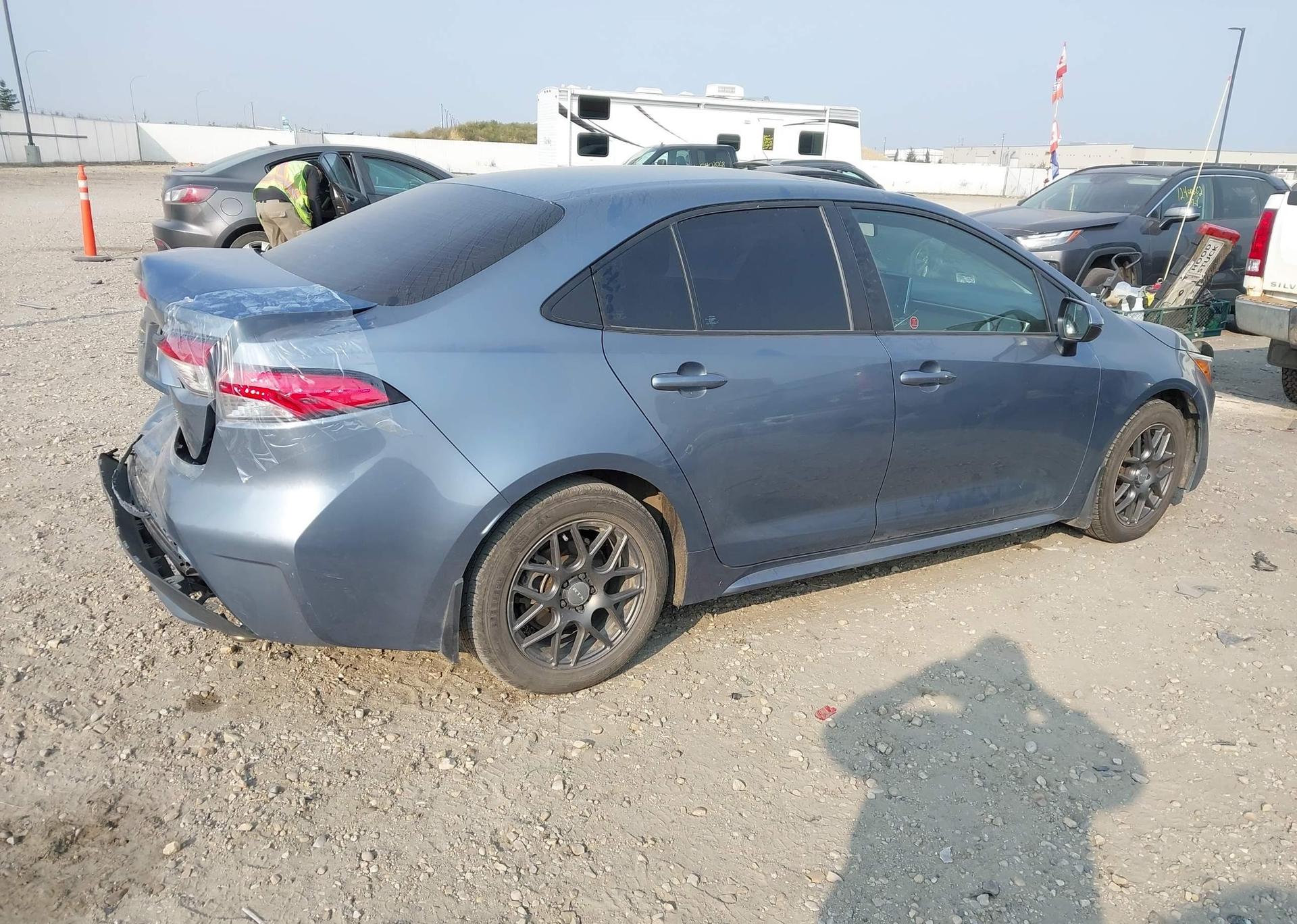 2021 TOYOTA COROLLA LE