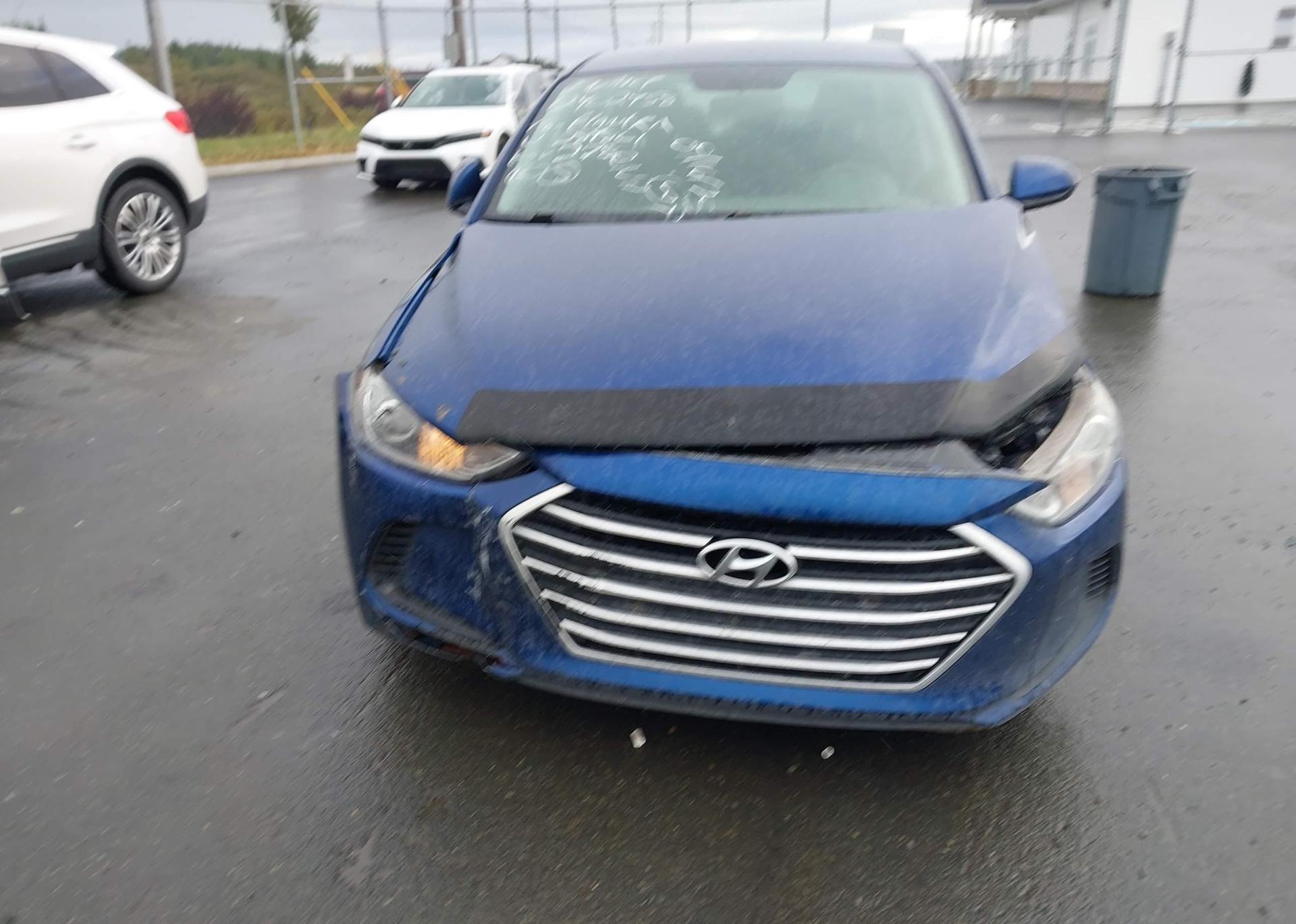 2018 HYUNDAI elantra se
