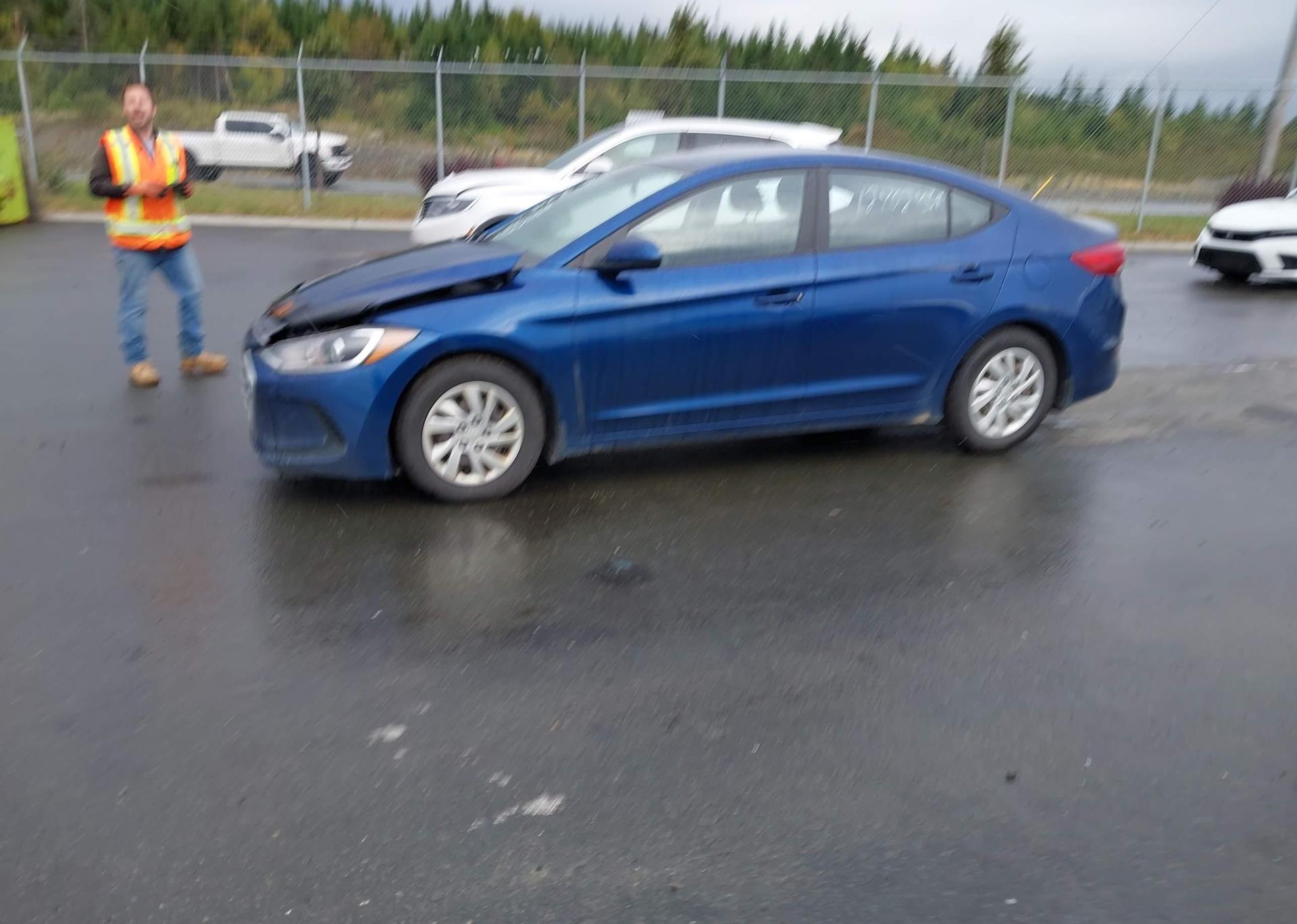 2018 HYUNDAI elantra se