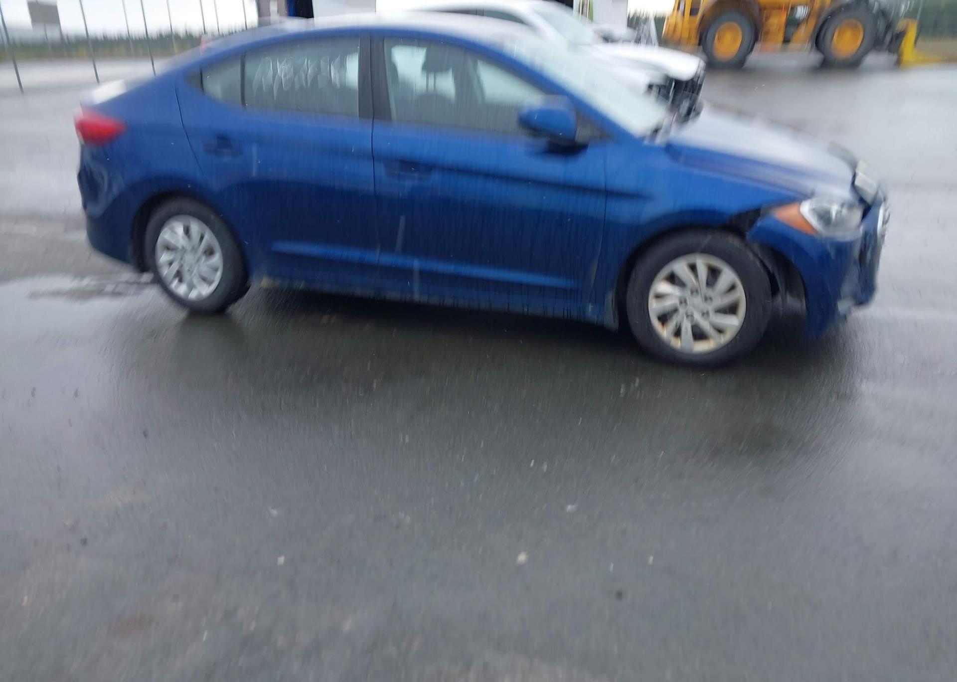 2018 HYUNDAI elantra se