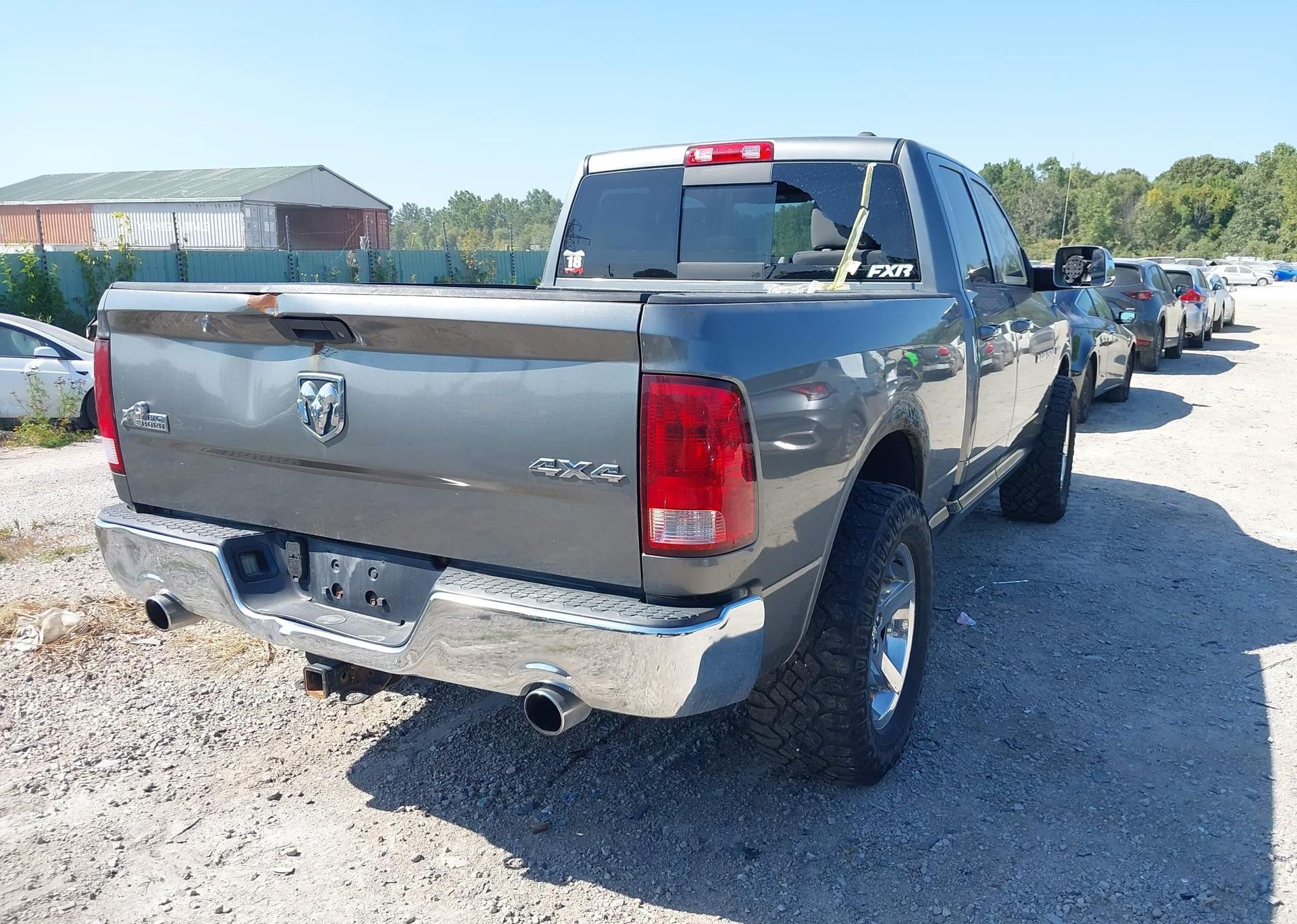 2012 RAM 1500 SLT