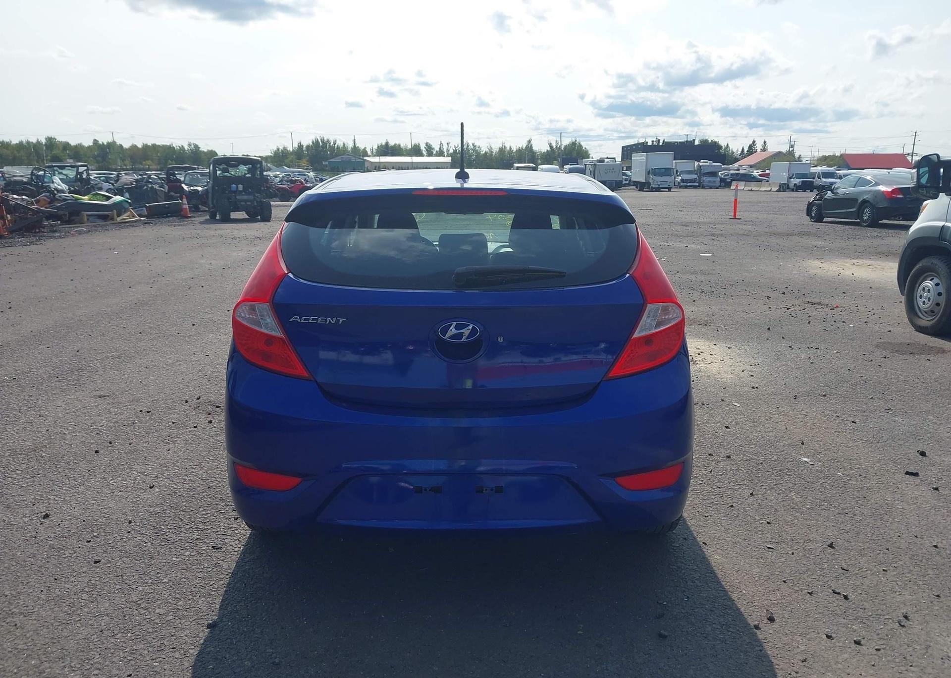 2013 HYUNDAI VELOSTER TECH