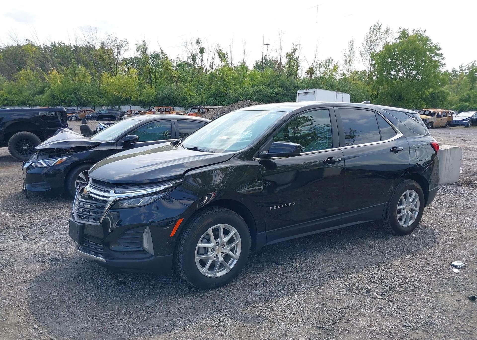 2024 CHEVROLET EQUINOX LT