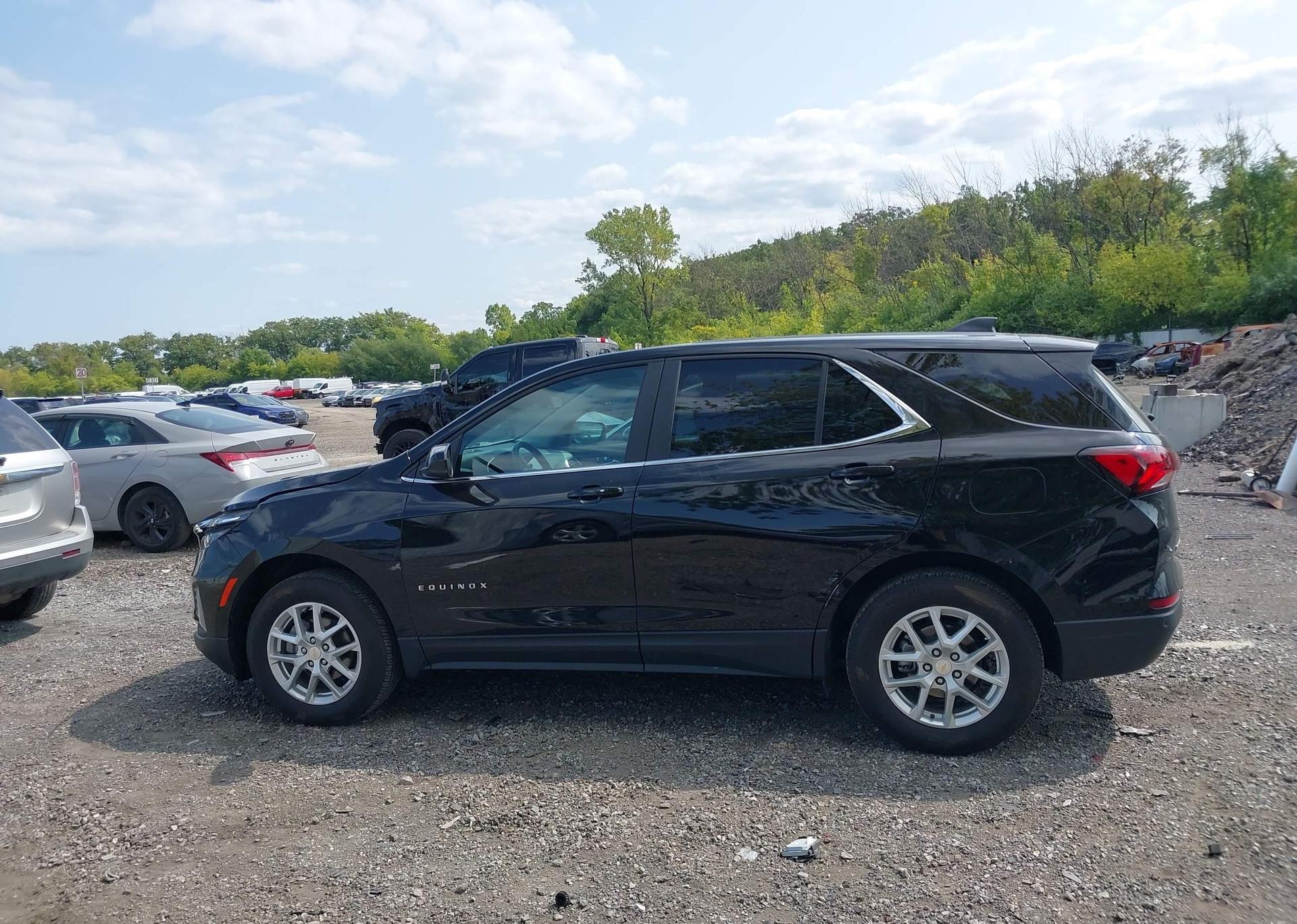 2024 CHEVROLET EQUINOX LT