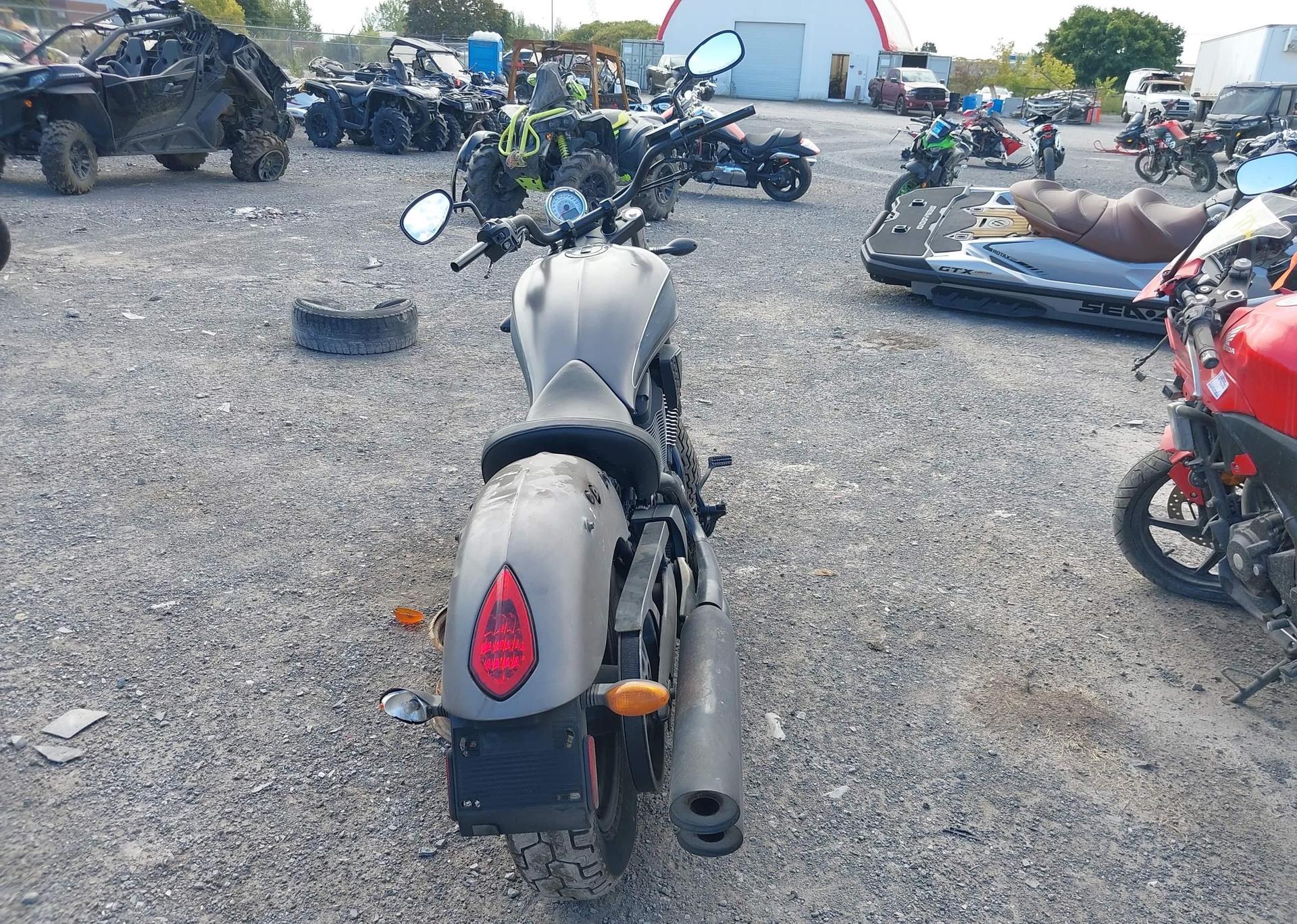 2016 VICTORY MOTORCYCLES GUNNER