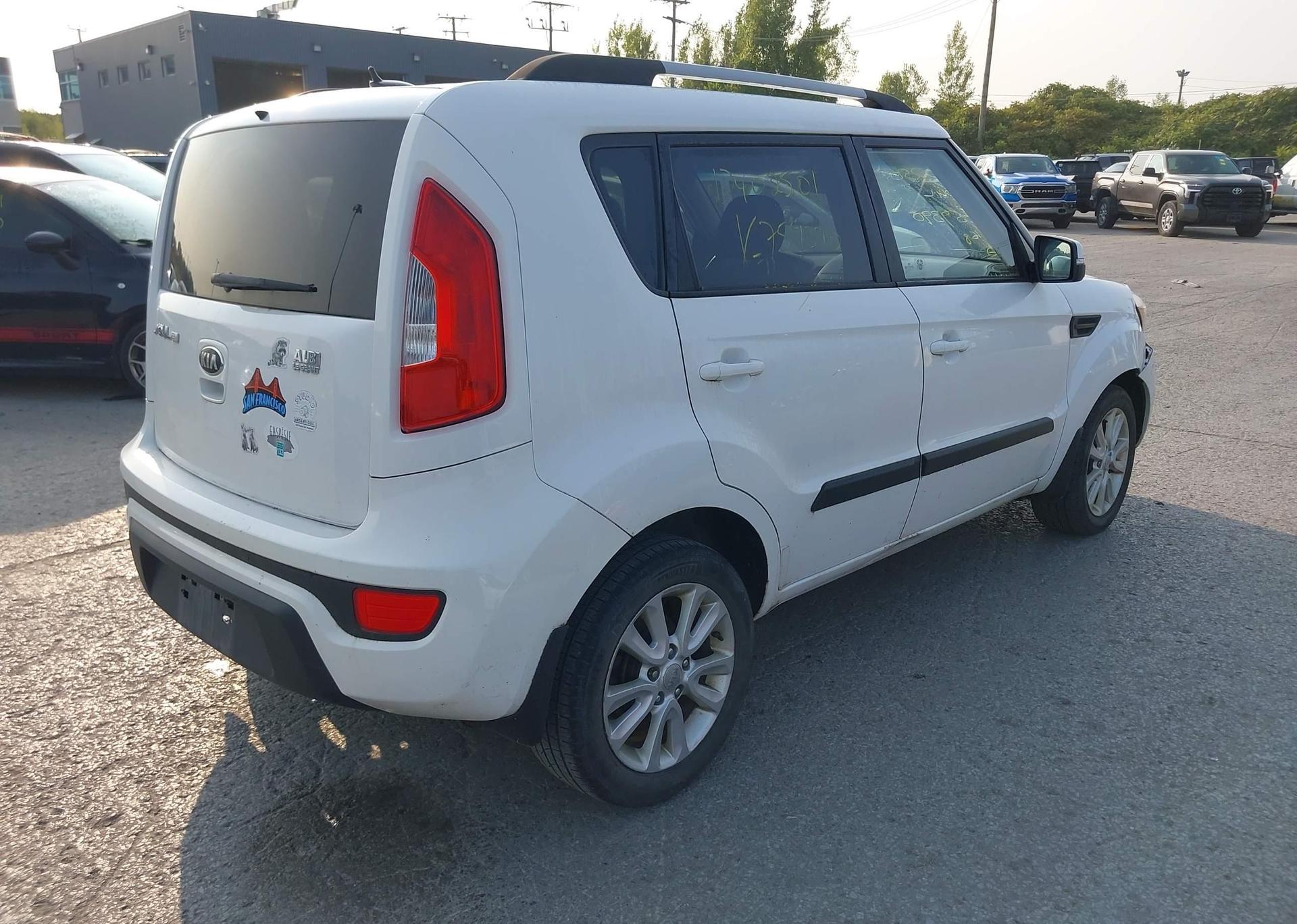 2013 KIA SOUL