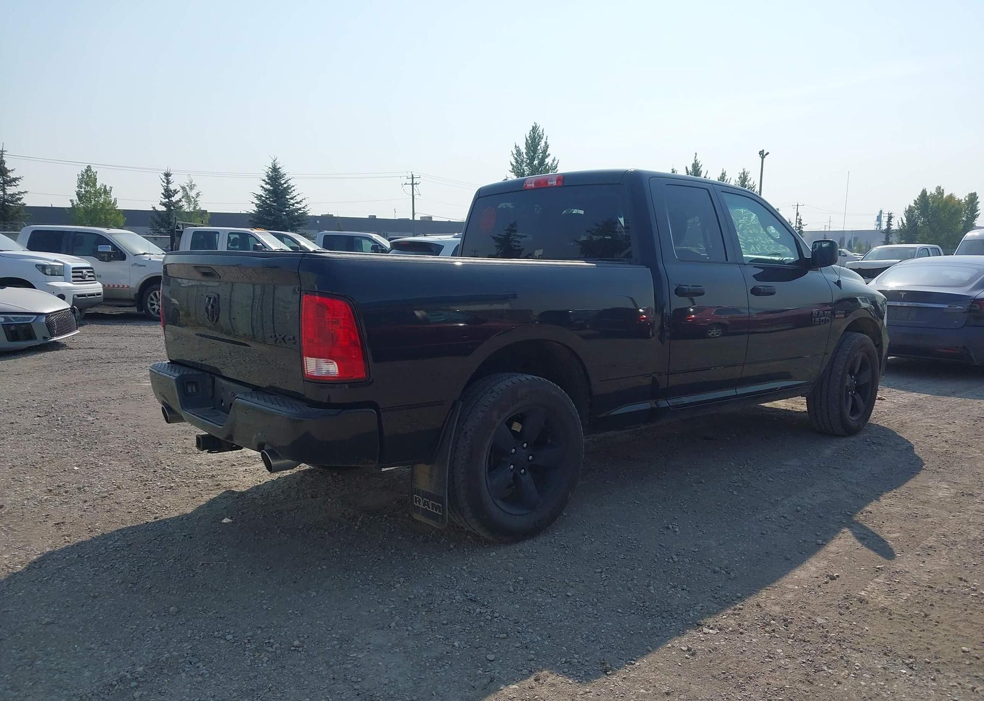 2017 RAM 1500 ST