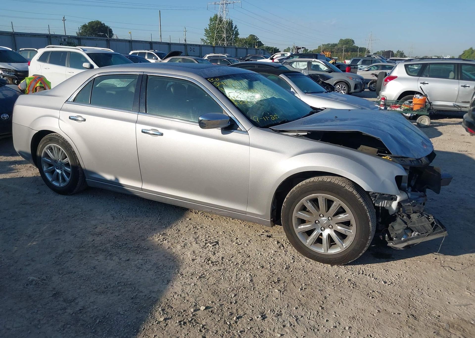 2011 CHRYSLER 300 LIMITED