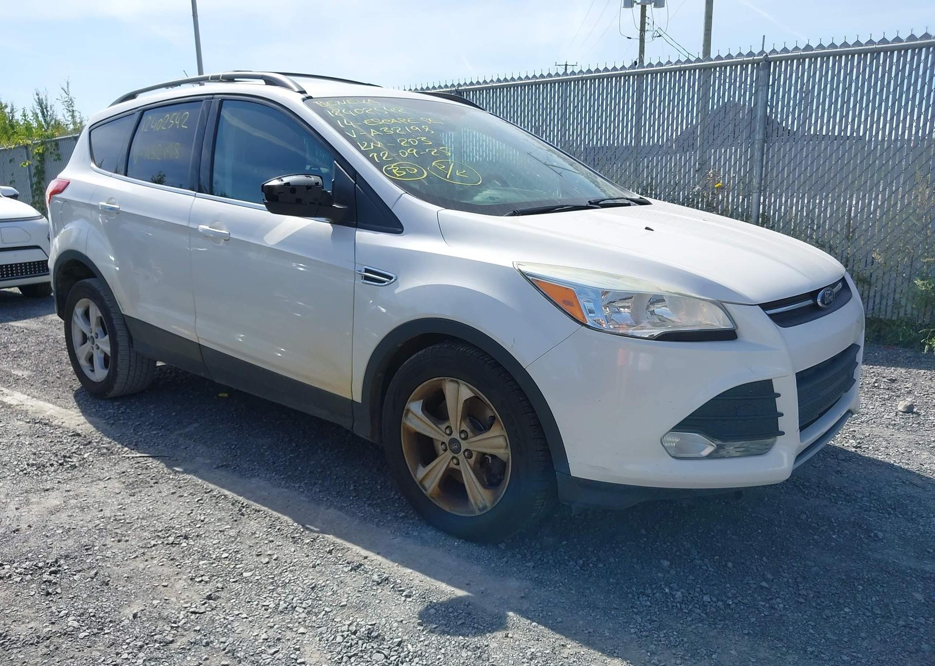 2014 FORD ESCAPE SE