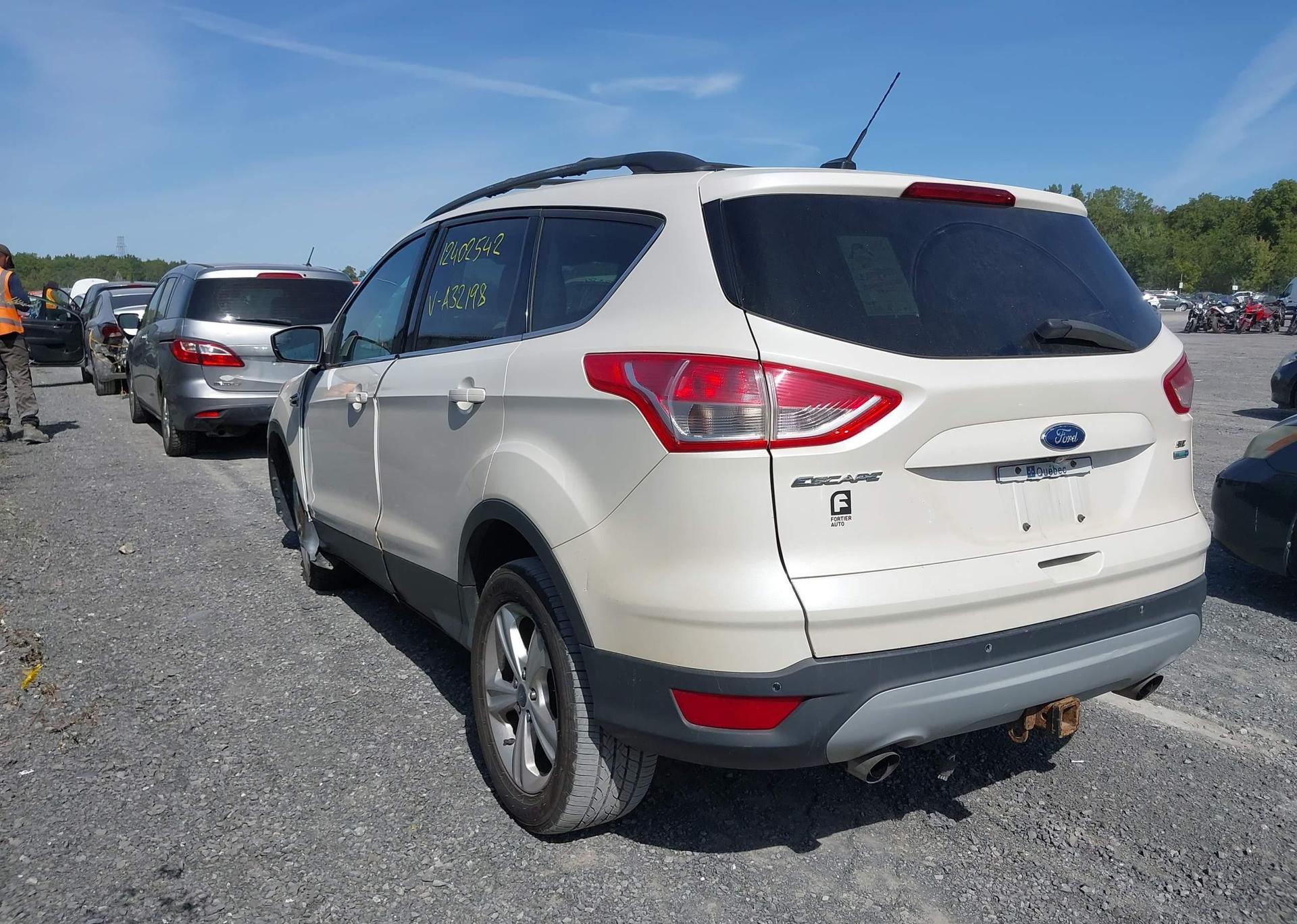 2014 FORD ESCAPE SE