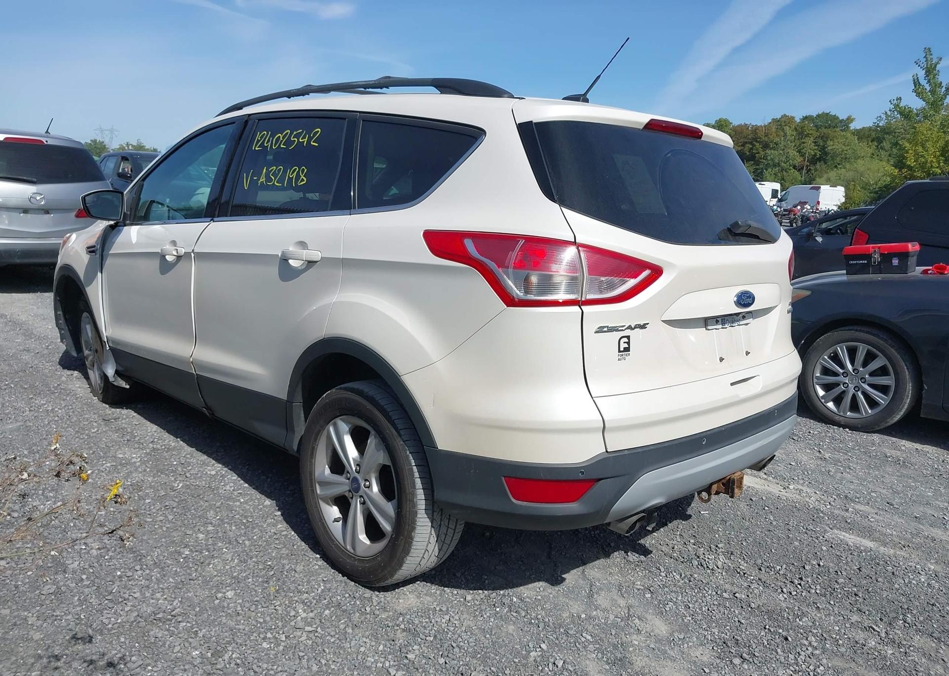 2014 FORD ESCAPE SE