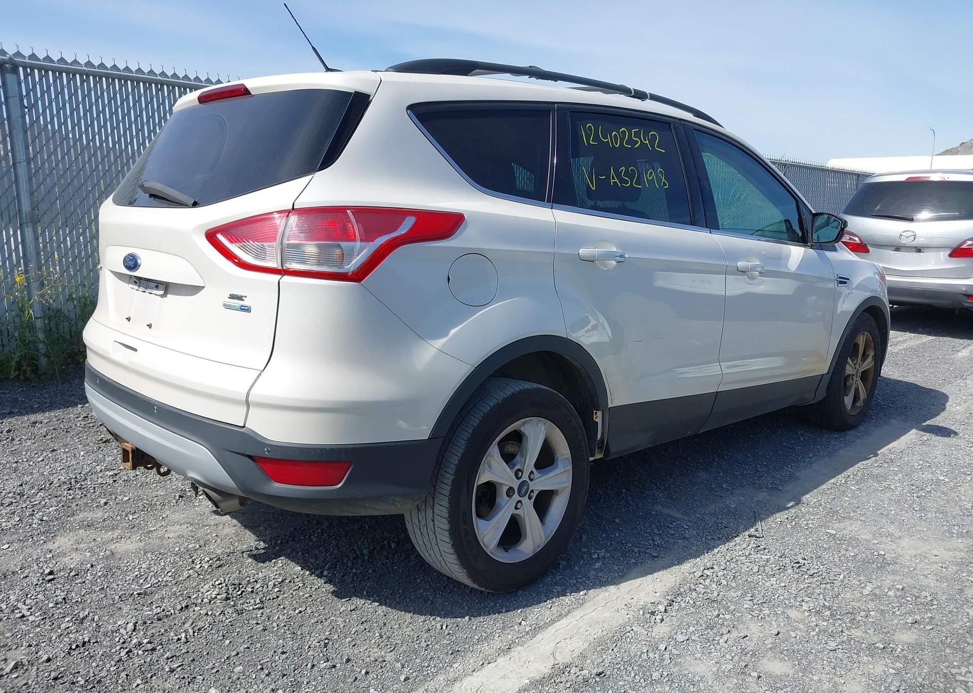 2014 FORD ESCAPE SE