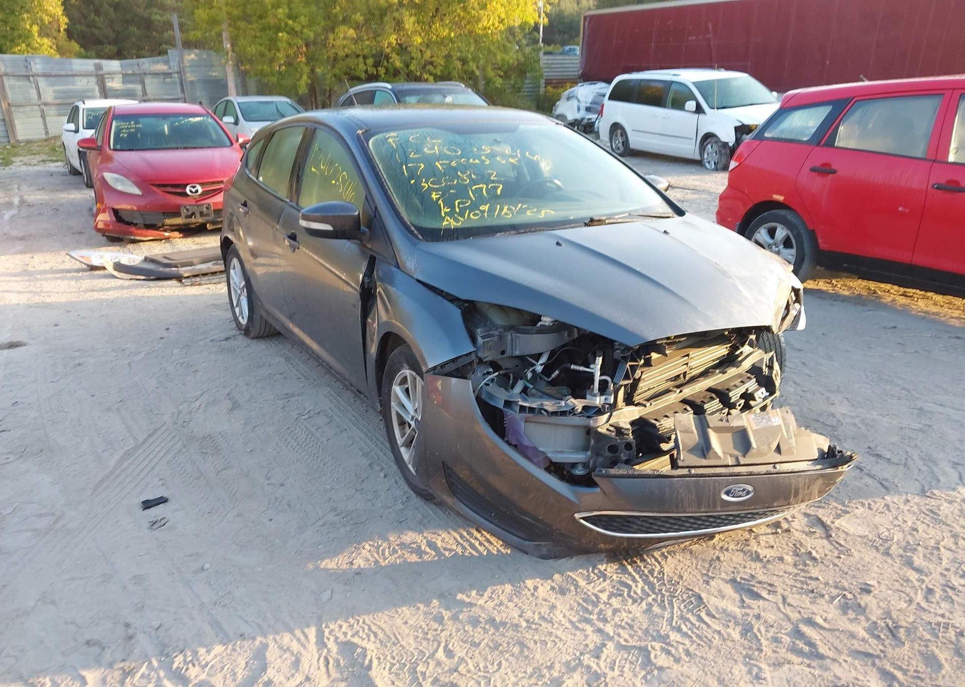 2017 FORD FOCUS SE