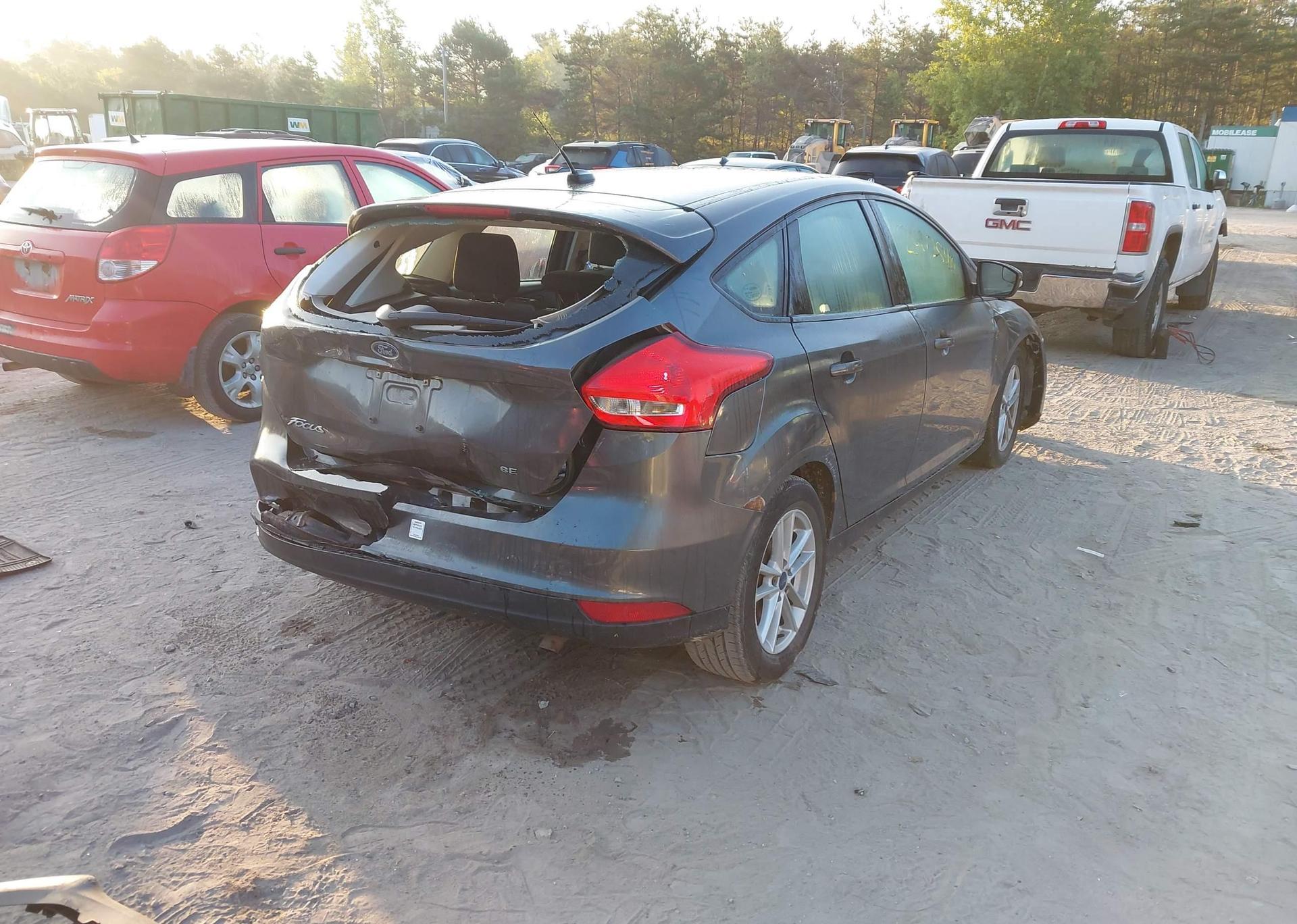 2017 FORD FOCUS SE