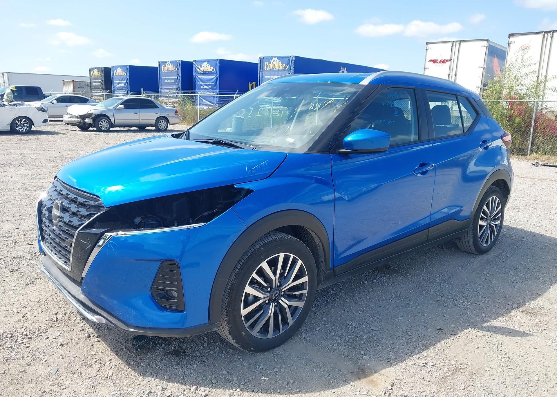 2025 NISSAN KICKS PLAY SV