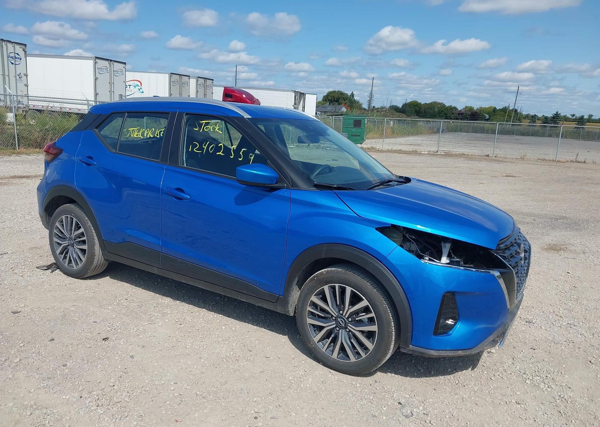 2025 NISSAN KICKS PLAY SV