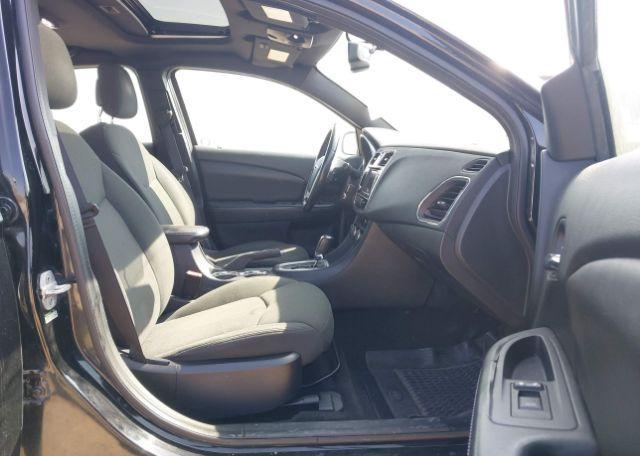 2011 CHRYSLER 200 LIMITED
