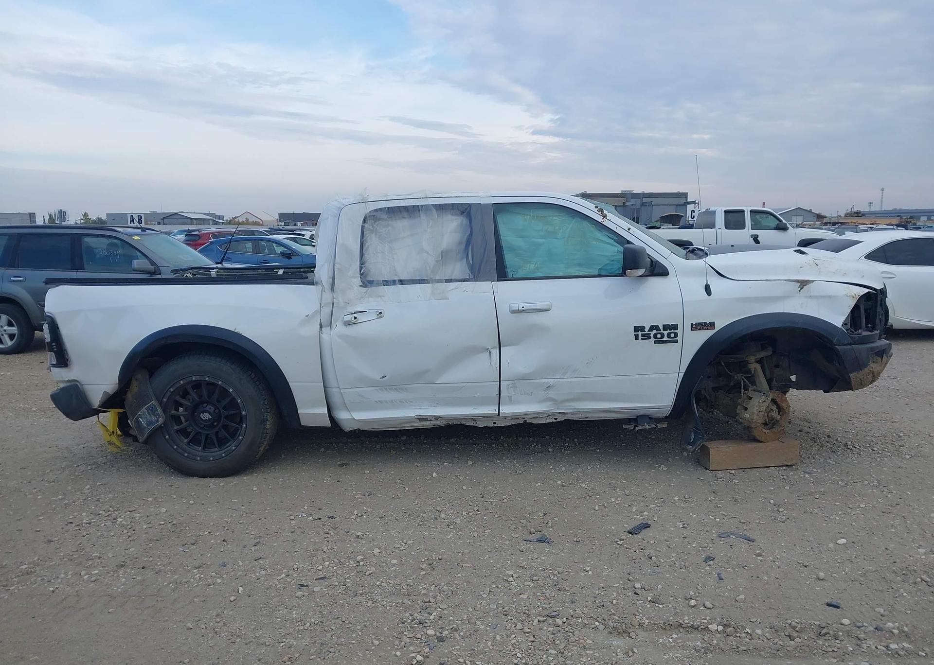 2021 RAM 1500 CLASSIC SLT