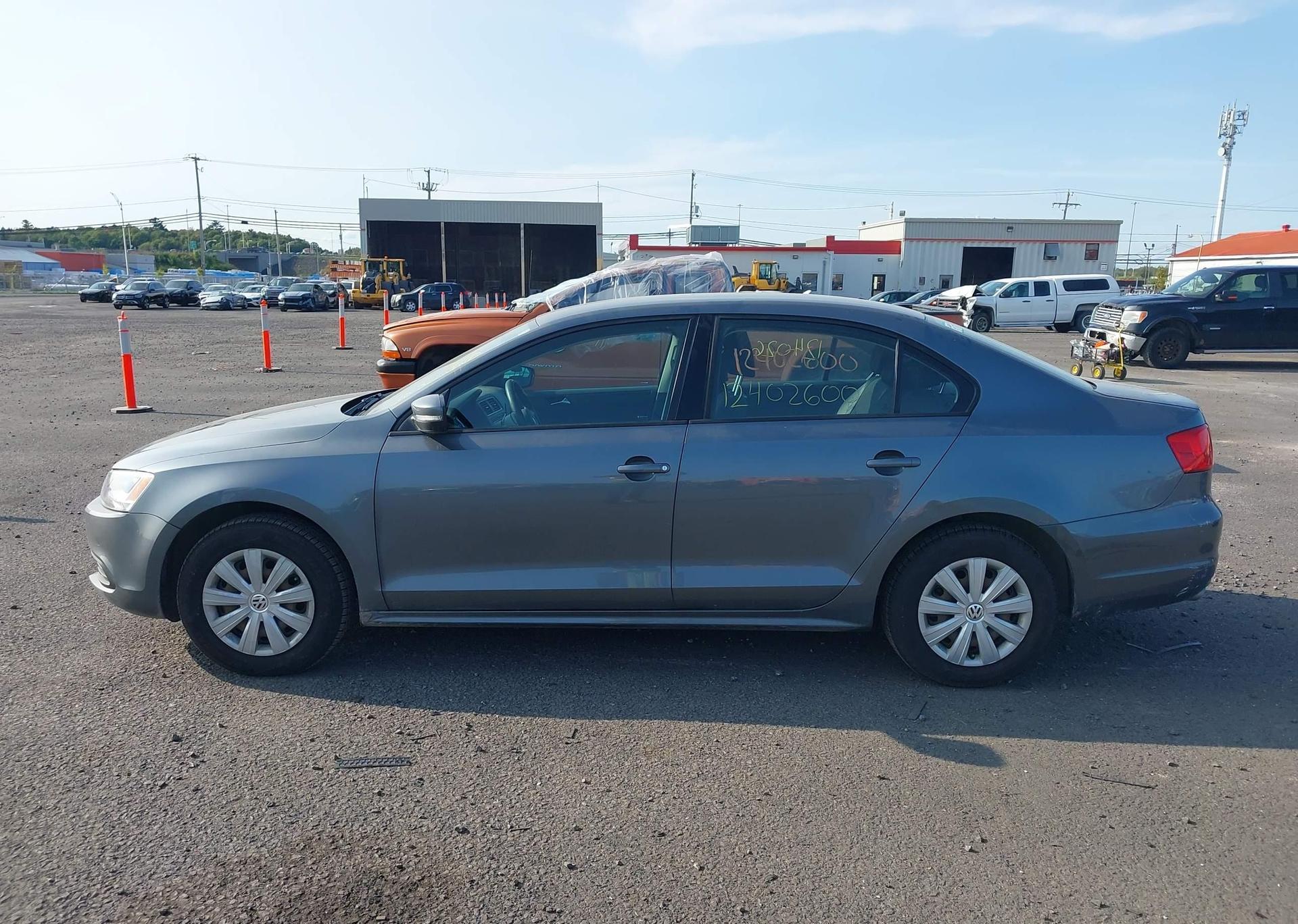 2014 VOLKSWAGEN JETTA 2.0L TRENDLINE+